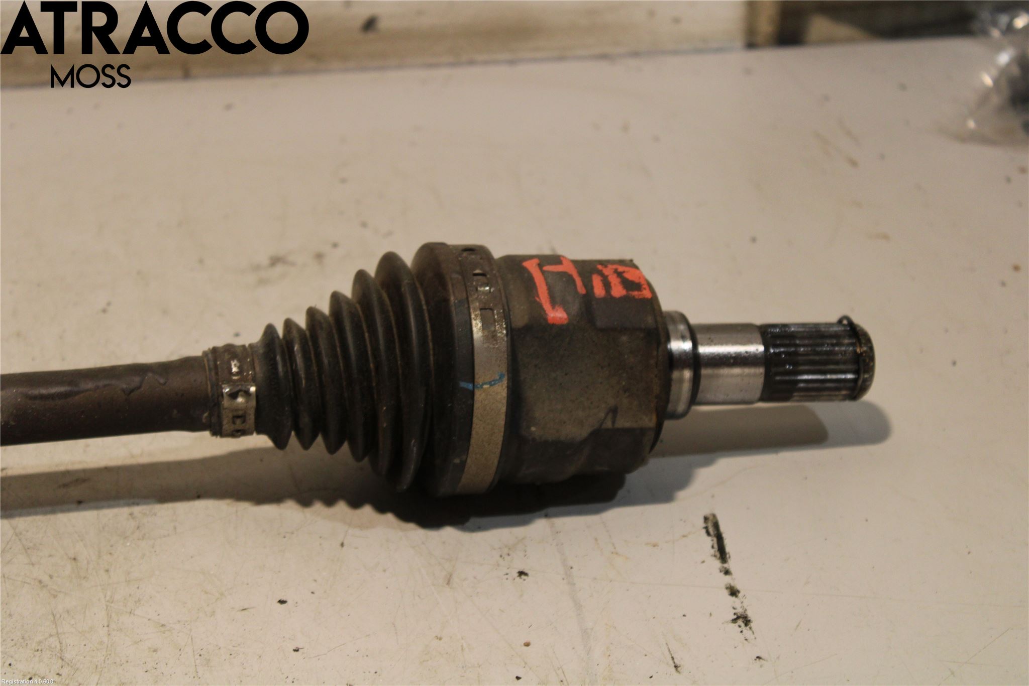 Kia SPORTAGE (QL) 16-21 Drivaxel Bak Höger