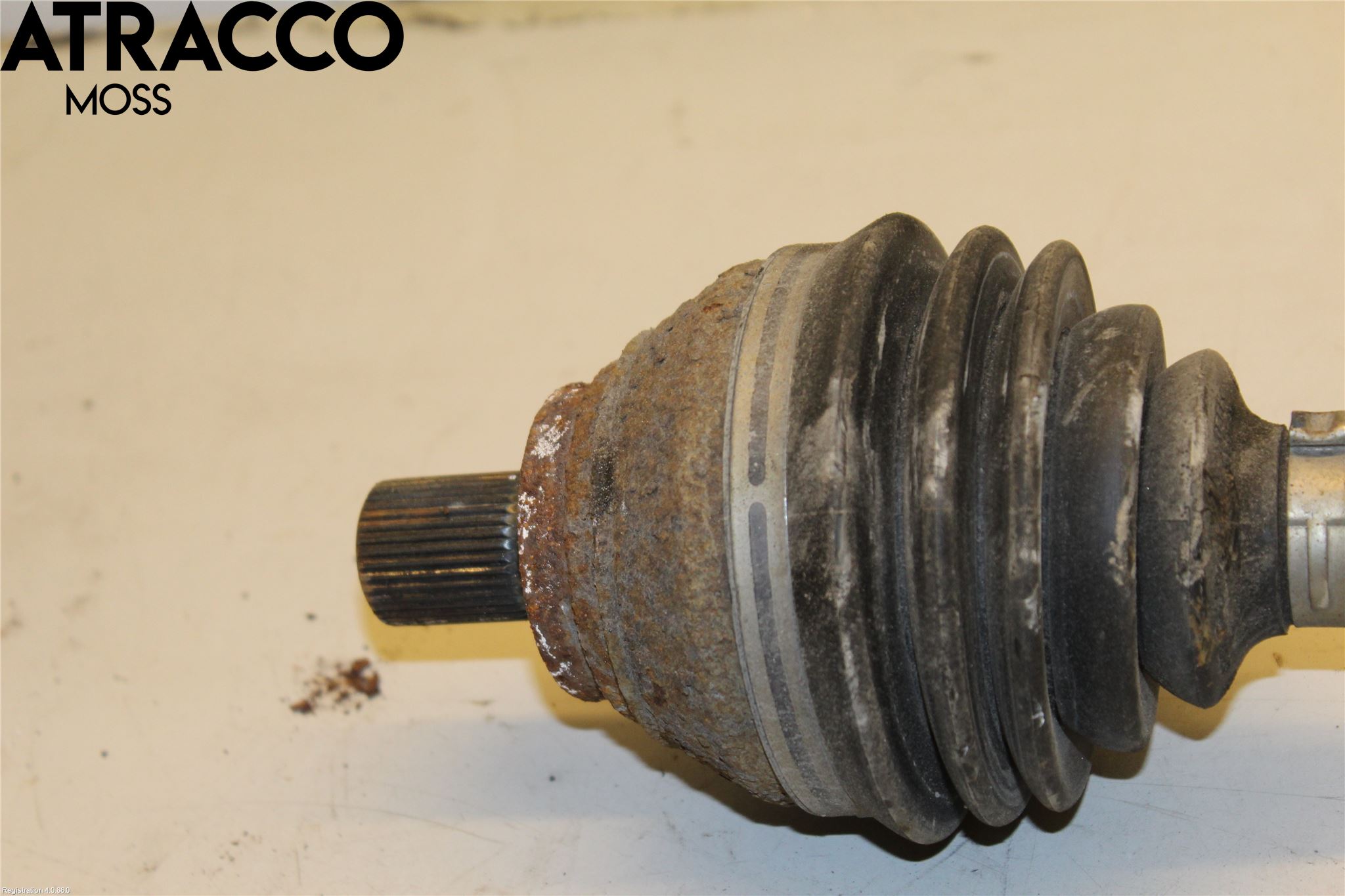 Volkswagen VW PASSAT 15-19 Drivaxel Fram Vänster