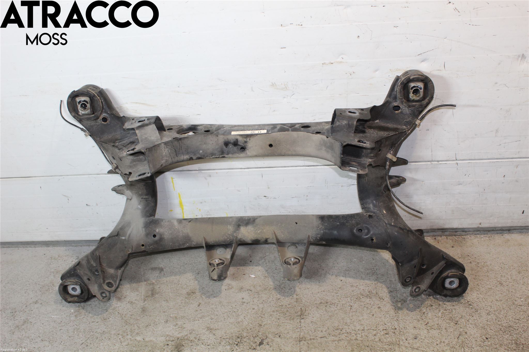 BMW 3 F30/F31/F80 12-19 Bakaxelbalk