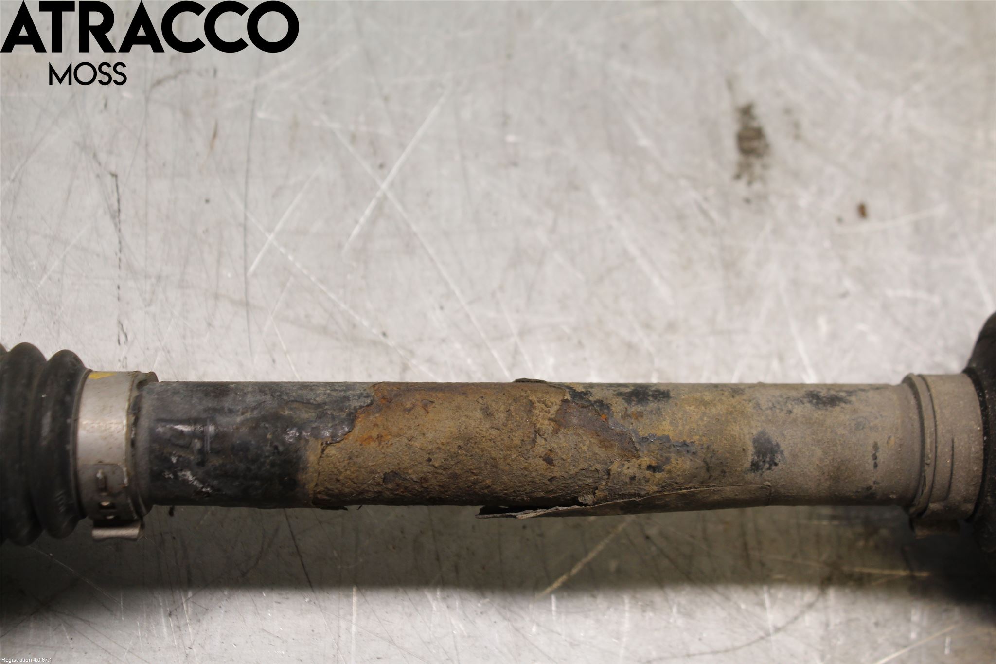 Volkswagen VW POLO 10-17 Drivaxel Fram Vänster