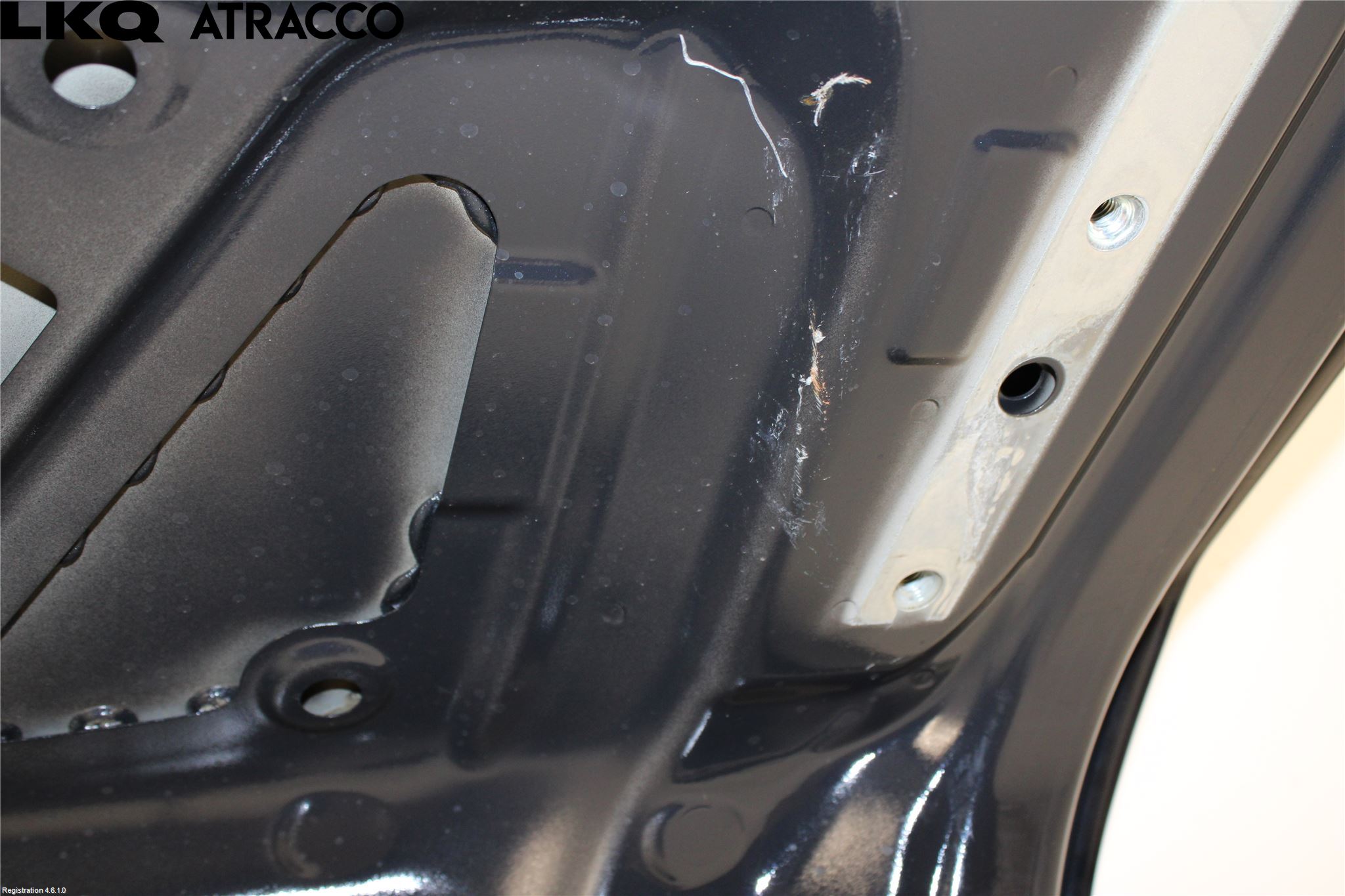 BMW 5 F10/F11/F18 09-17 Baklucka (Ej Med Ruta)