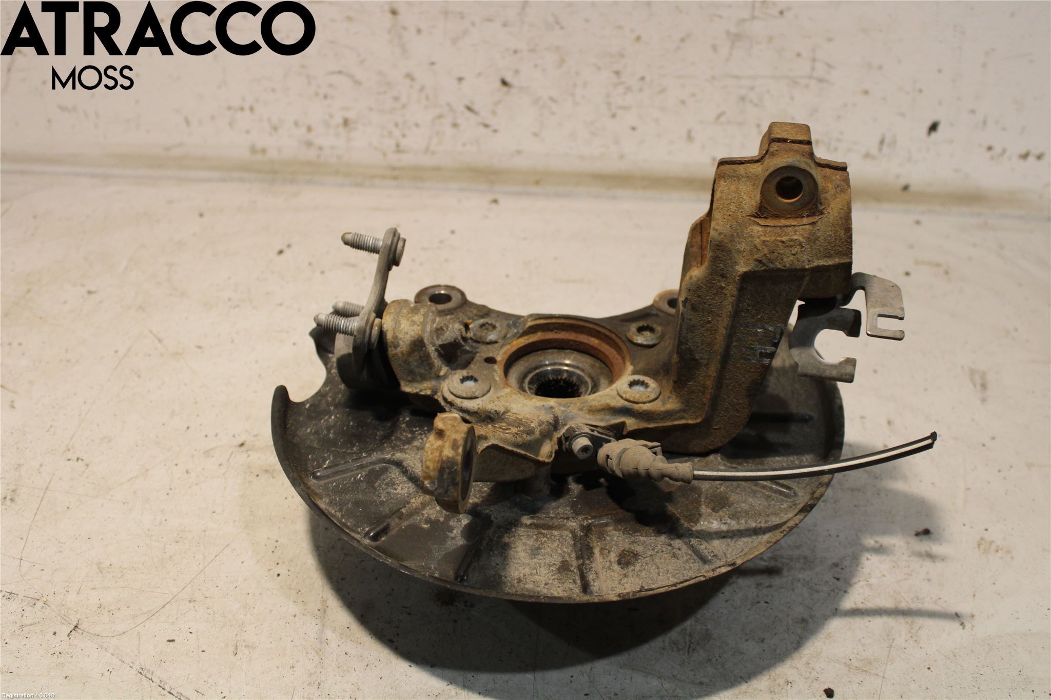 Volkswagen VW CADDY 16-20 Styrspindel Lagerhus Hö