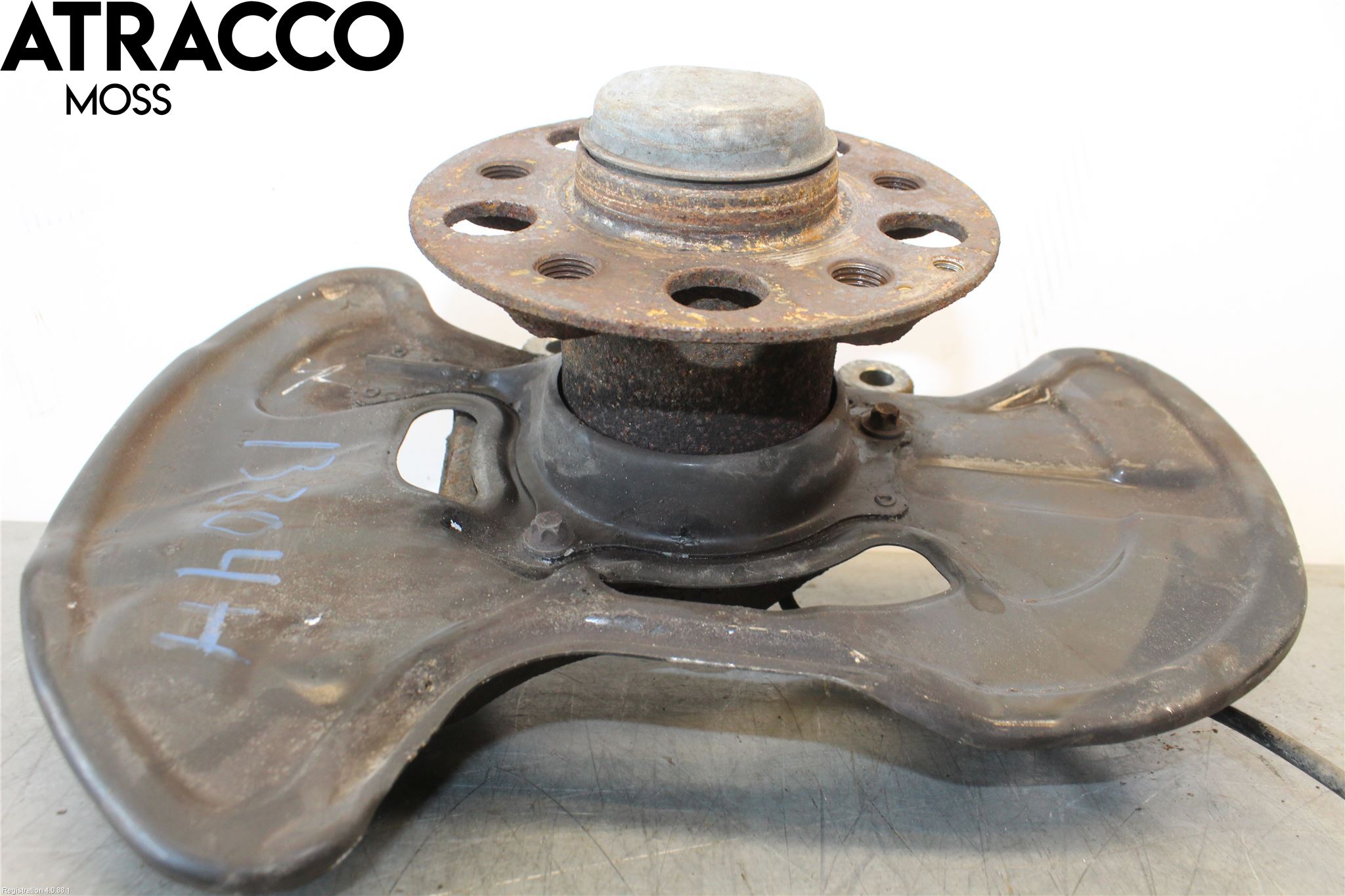 Mercedes-Benz MB C-KLASS (W204) 07-15 Styrspindel Lagerhus Hö