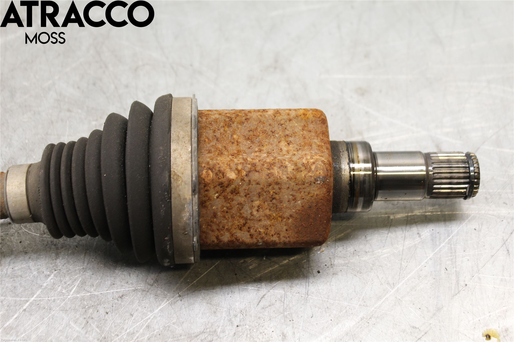 Volvo V40 12-19 Drivaxel Fram Vänster