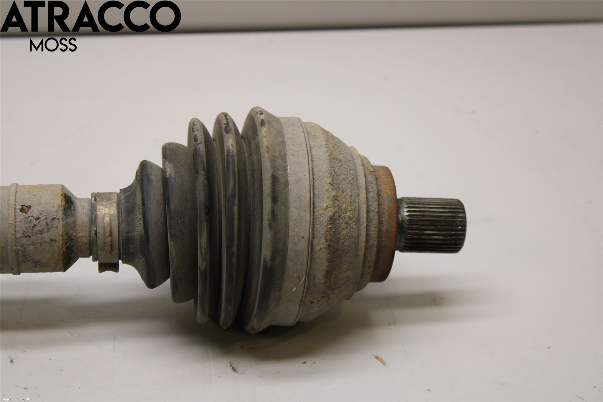 Volkswagen VW GOLF VI 09-13 Drivaxel Fram Höger