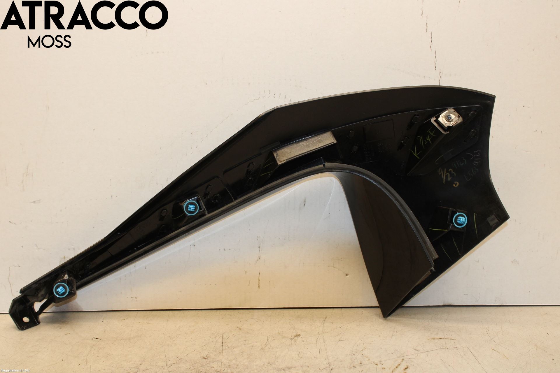Nissan LEAF 18- Spoiler Baklucka