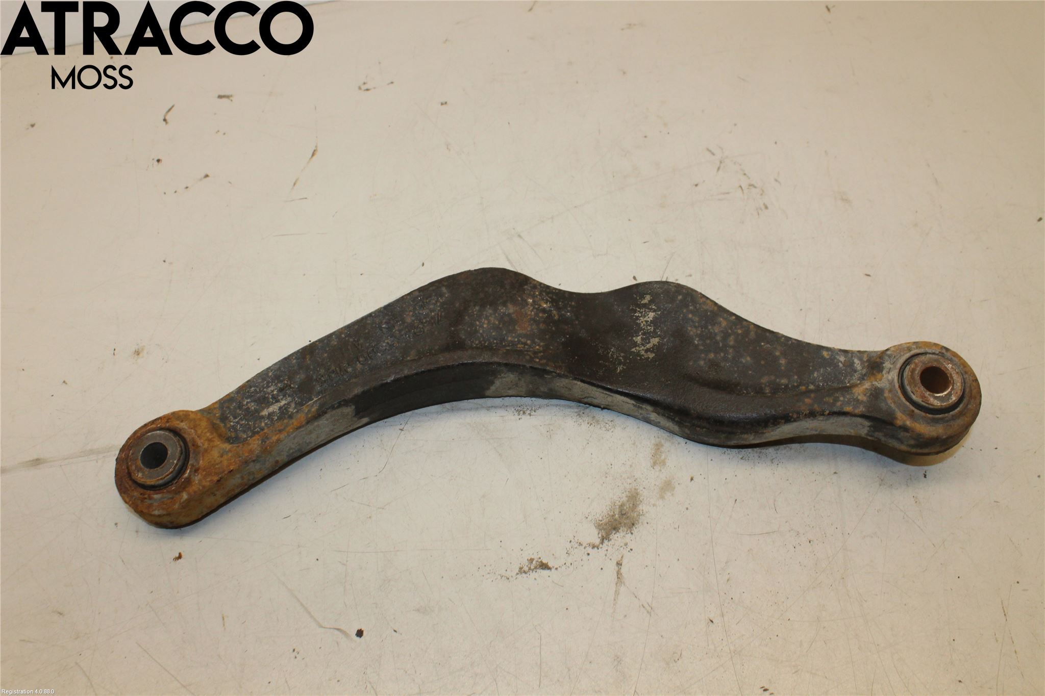 Volvo XC60 09-13 Bärarm Fram Övre Hö