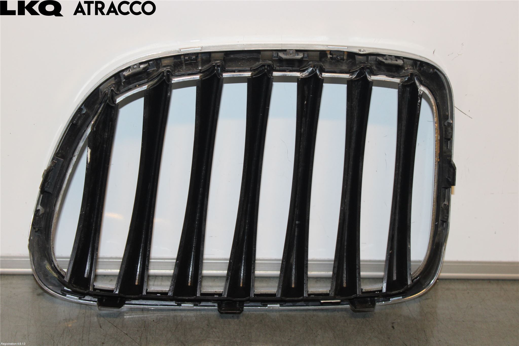 BMW X1 E84 10-15 Grilldel Höger