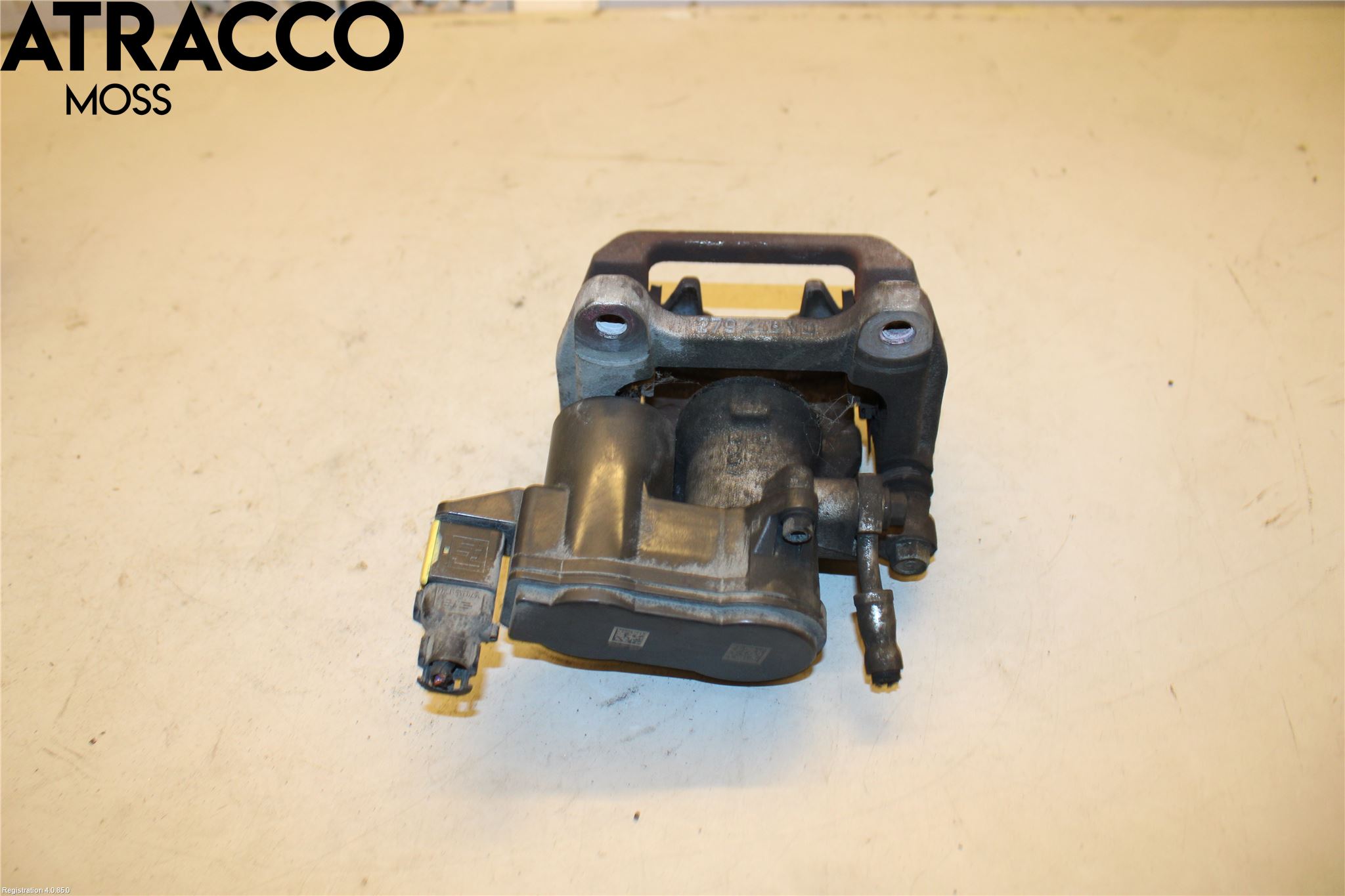 Volvo XC40/RECHARGE 18- Bromsok Bak Vänster