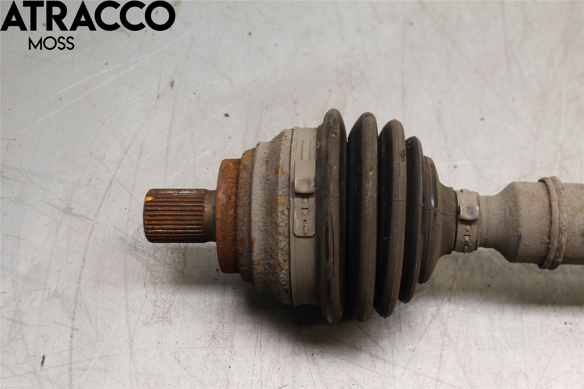 Volkswagen VW GOLF VI 09-13 Drivaxel Fram Höger