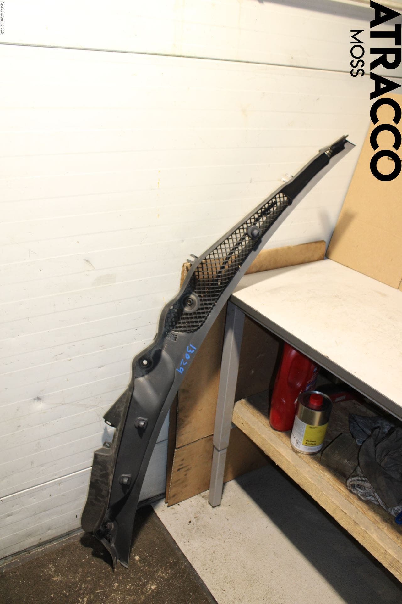 Mercedes-Benz MB E-KLASS (W212) 09-16 Torpedplåt-Torpedplast