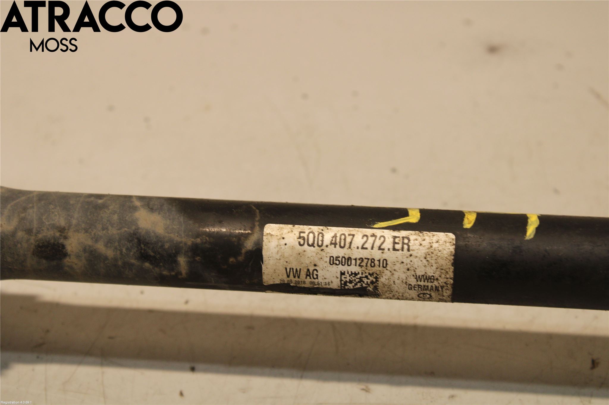 Volkswagen VW CADDY 16-20 Drivaxel Fram Höger