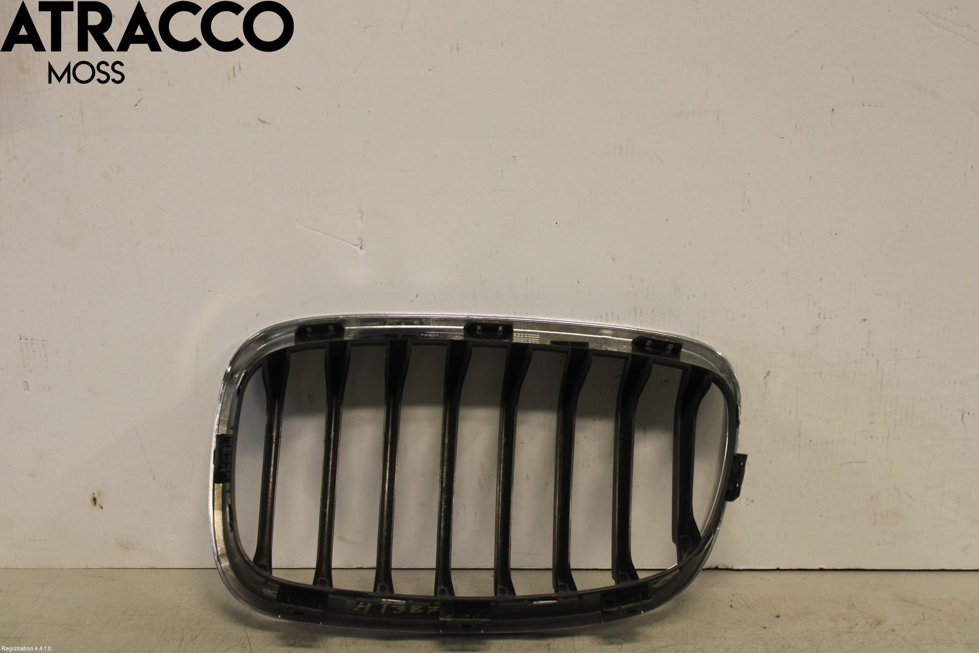 BMW 1 F20/F21 11-19 Grilldel Höger