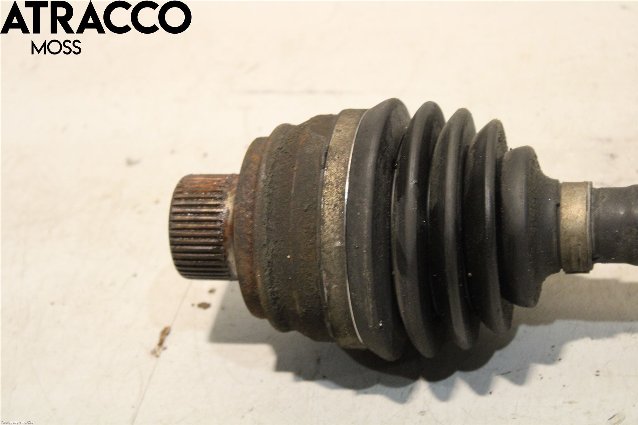 Audi A6 ALLROAD 12-18 Drivaxel Fram Vänster