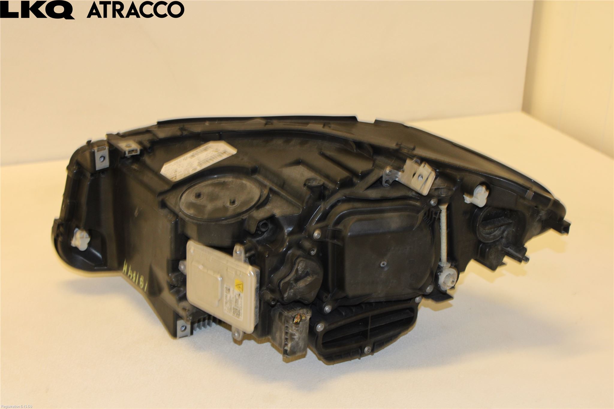 BMW 5 F10/F11/F18 09-17 Strålkastare Höger