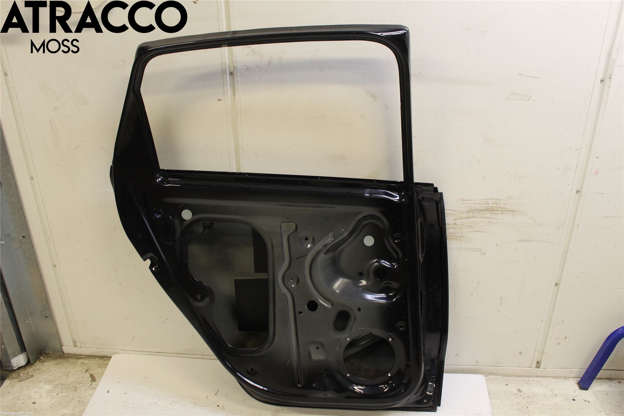 Volkswagen VW POLO 10-17 Dörr Bak Vänster