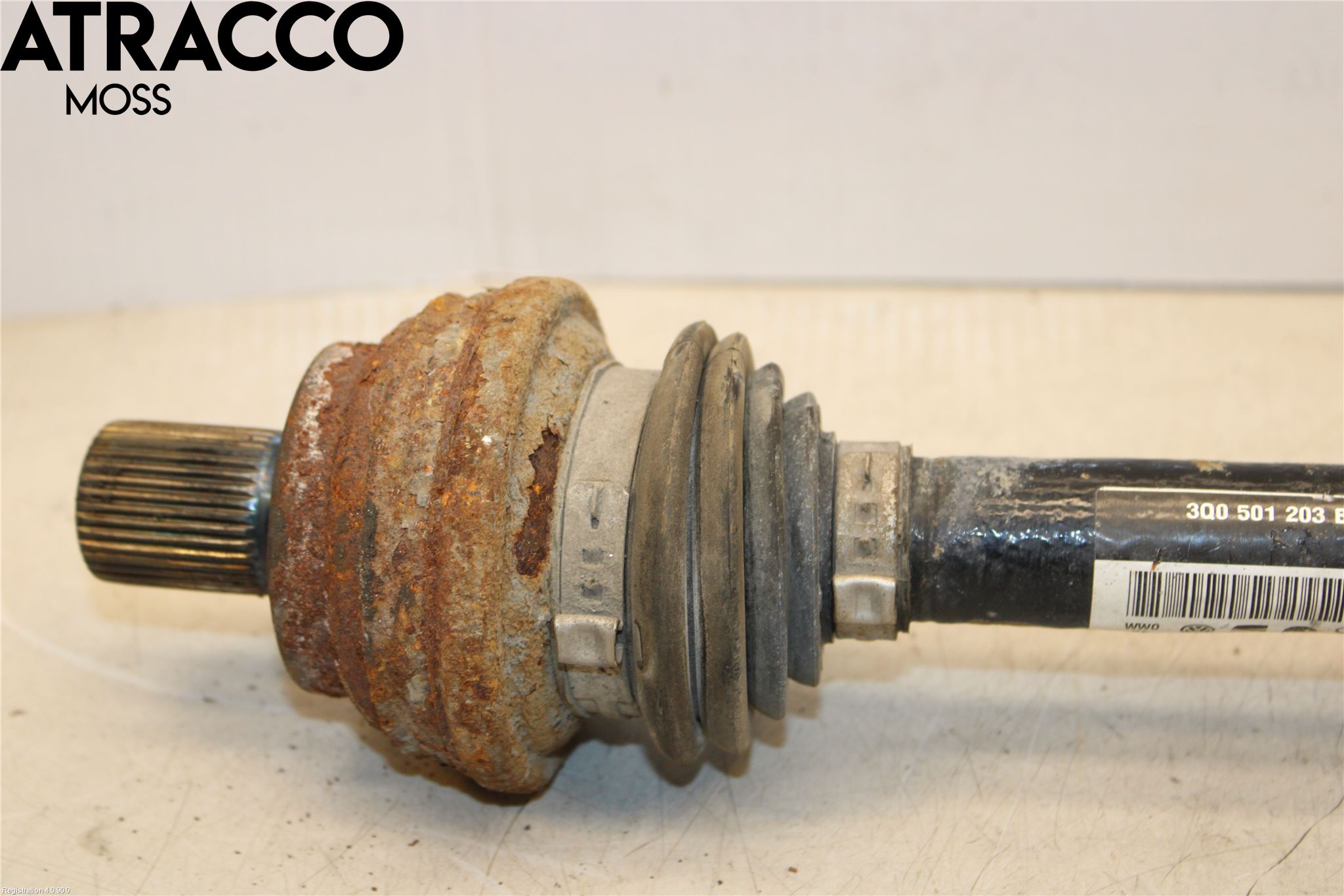 Skoda SUPERB 16-24 Drivaxel Bak Vänster