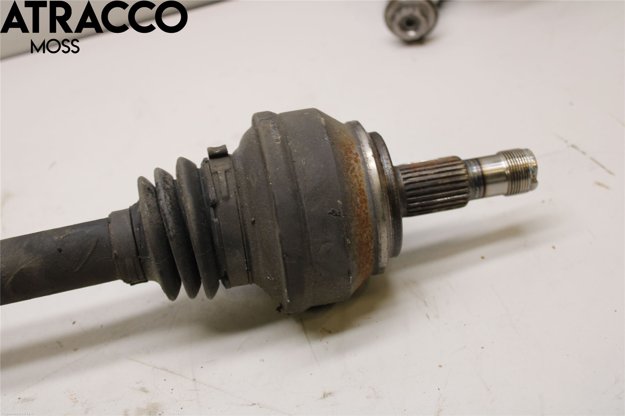 Mercedes-Benz MB E-KLASS (W213) 16-23 Drivaxel Bak Vänster