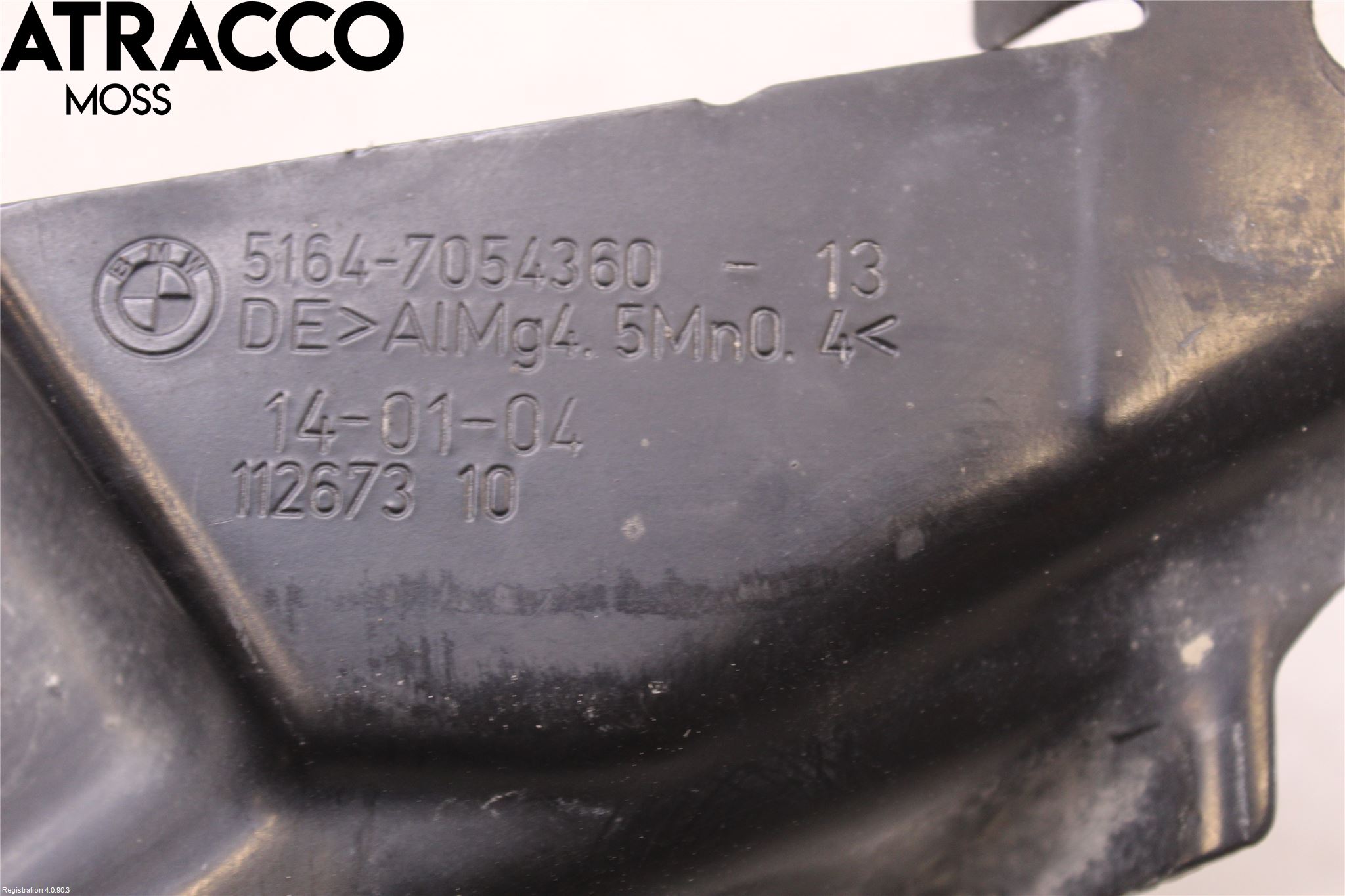 BMW 5 E60/61 Sed/Tou 02-10 Front Huvlåsplåt-Balk