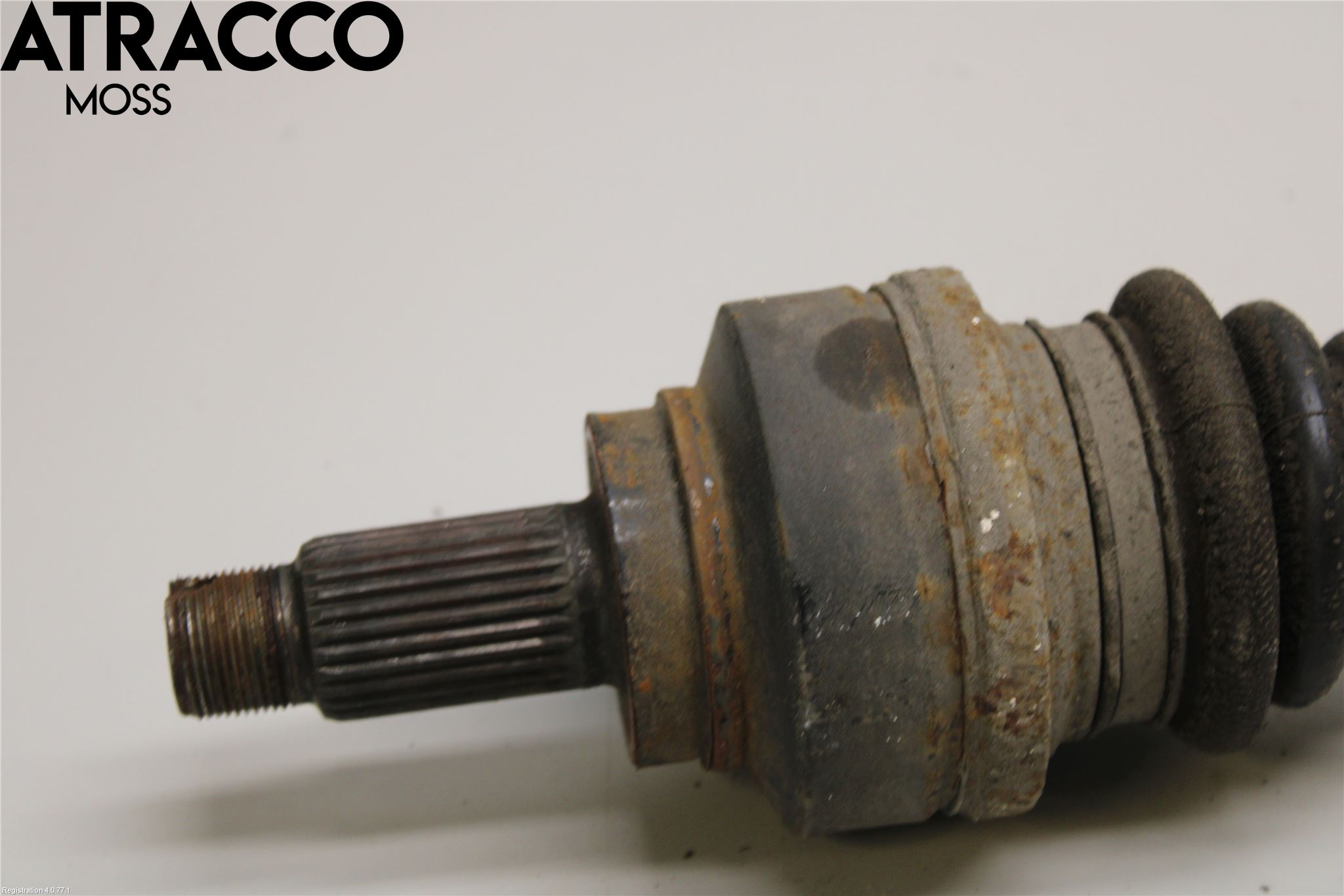 BMW 1 F20/F21 11-19 Drivaxel Bak Höger