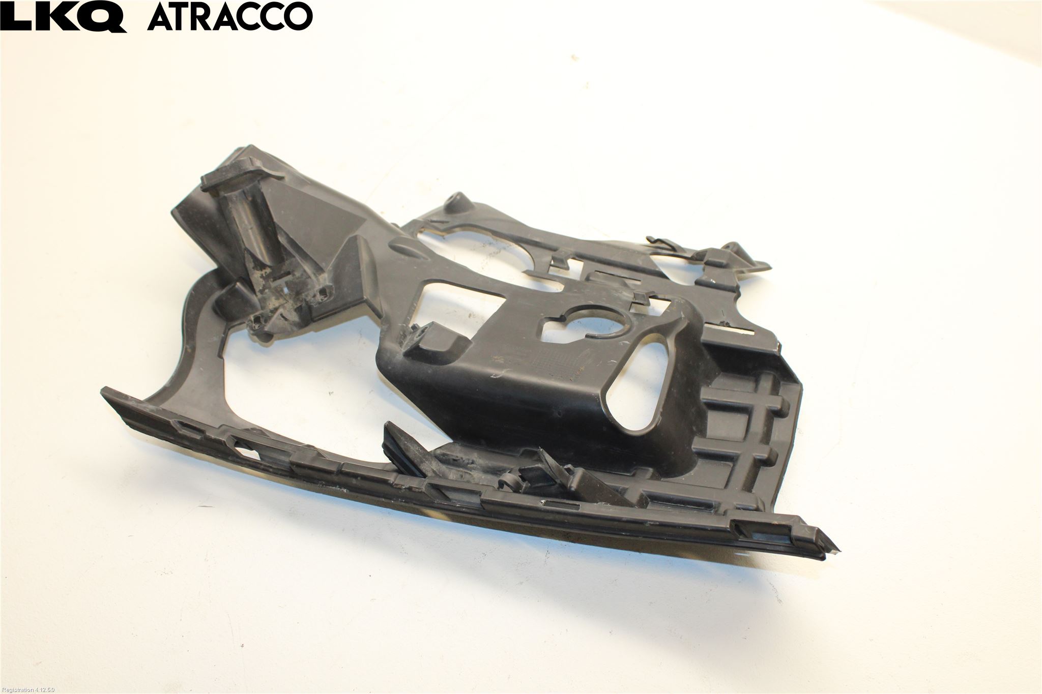 Volvo V60 14-18 Stötfångarbärjärn Fram
