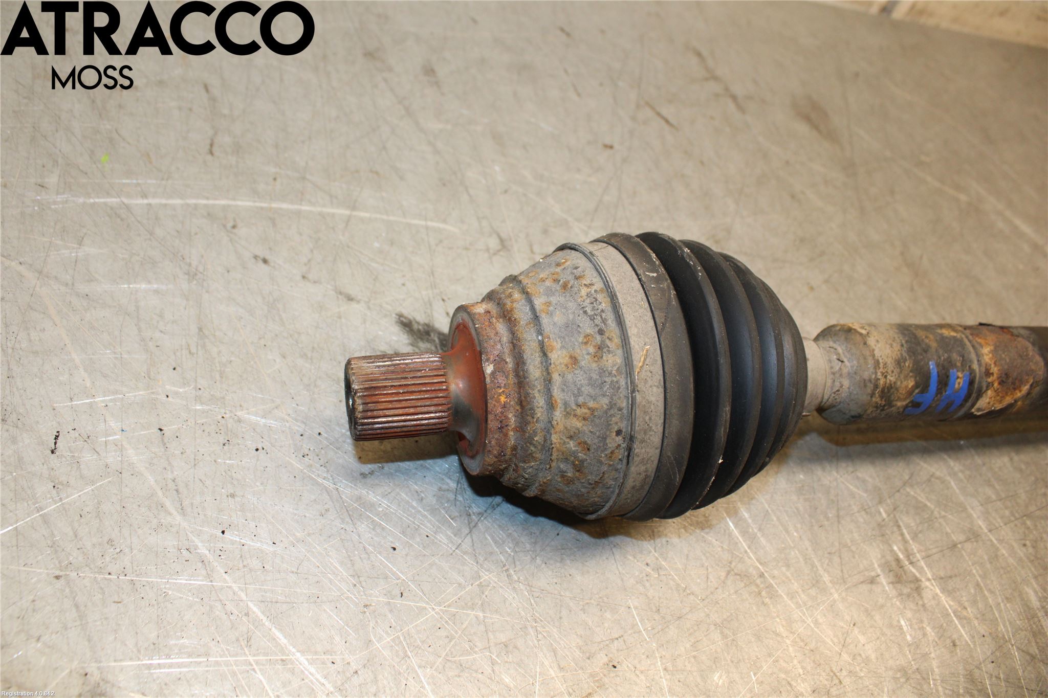 Volkswagen VW PASSAT 05-11 Drivaxel Fram Höger