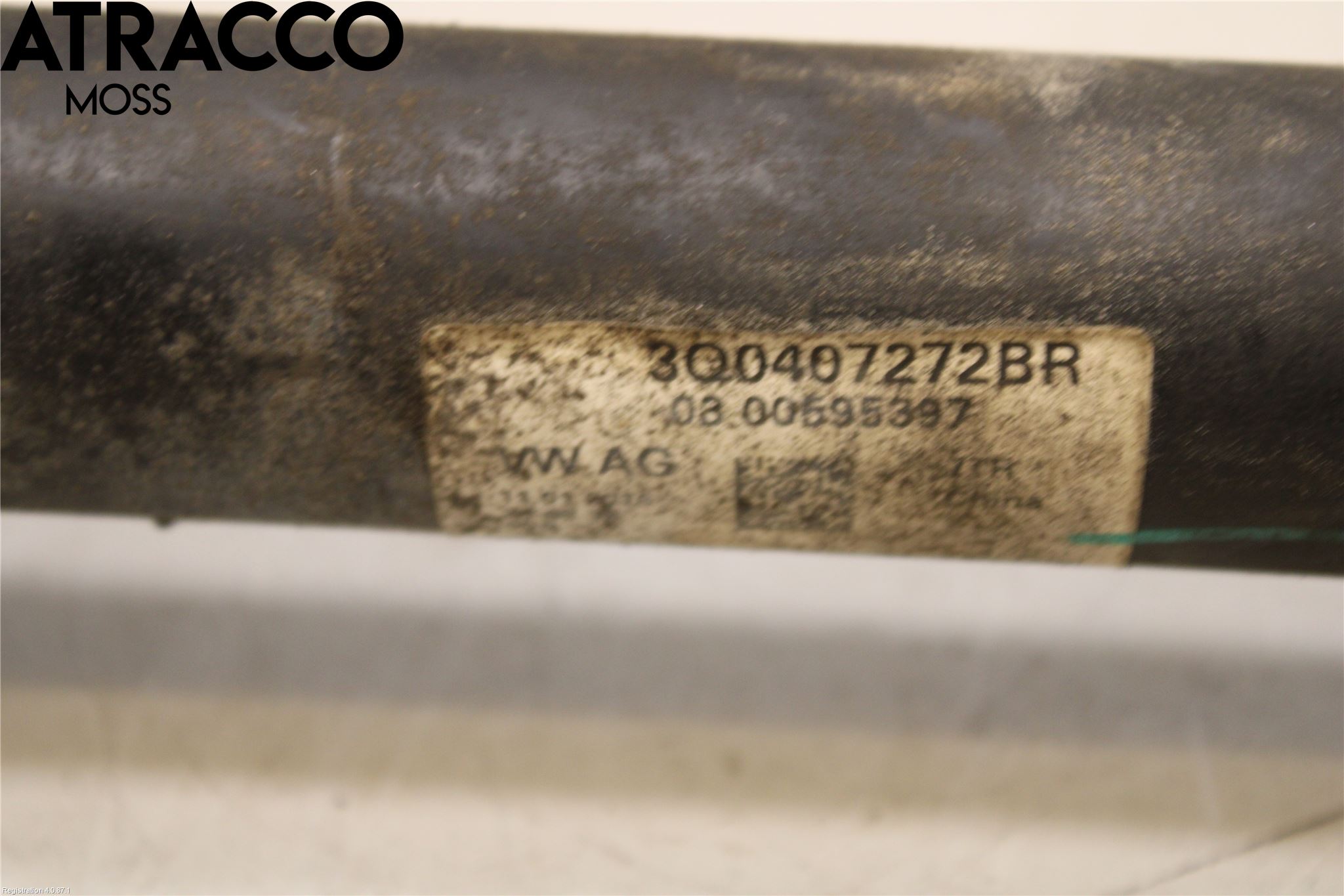 Volkswagen VW PASSAT 15-19 Drivaxel Fram Höger