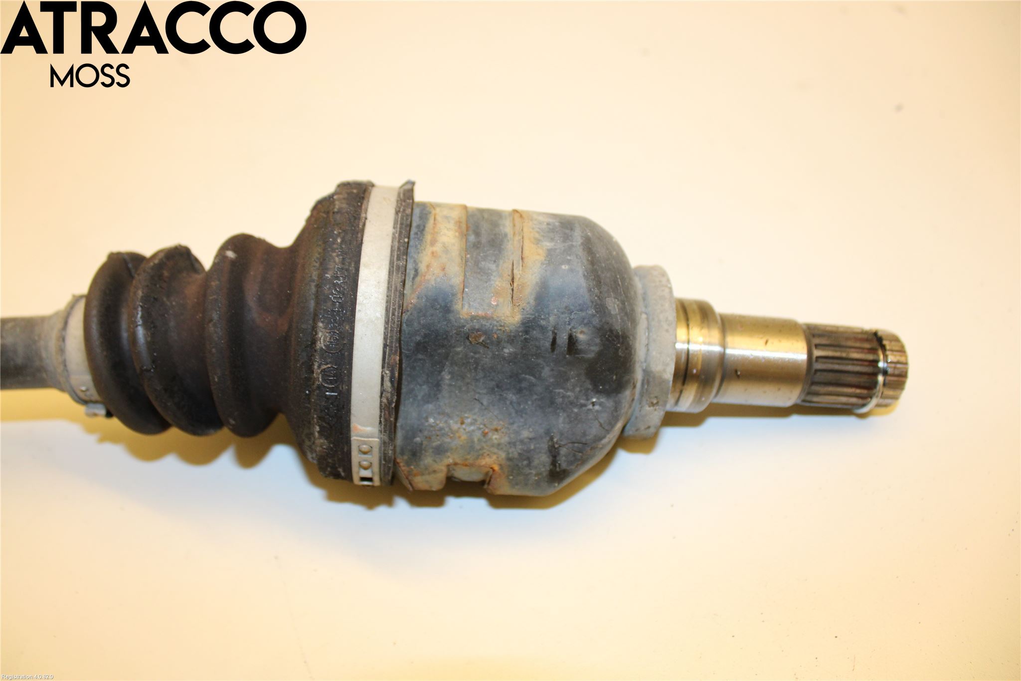 Toyota YARIS XP130 12-14 Drivaxel Fram Vänster