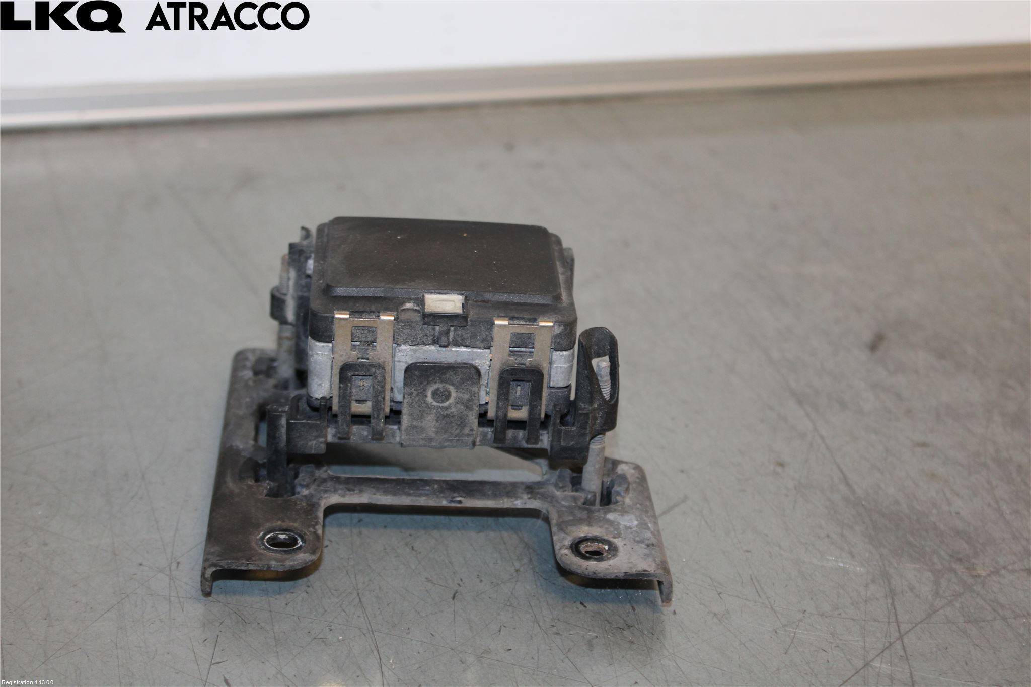 Volkswagen VW GOLF / E-GOLF VII 13-20 Sensor Aktivt Kollisionsskydd