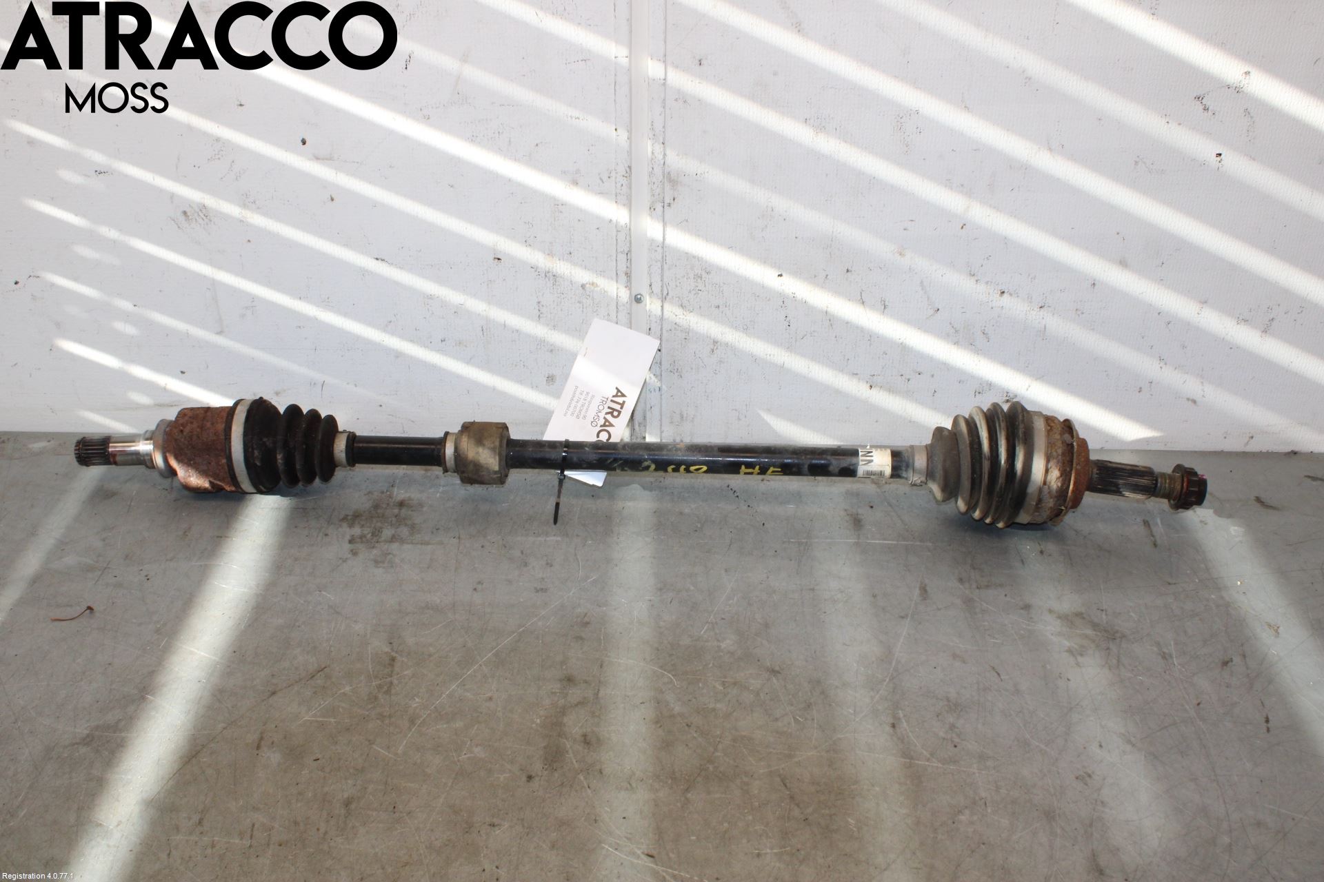 Toyota YARIS XP130 12-14 Drivaxel Fram Höger