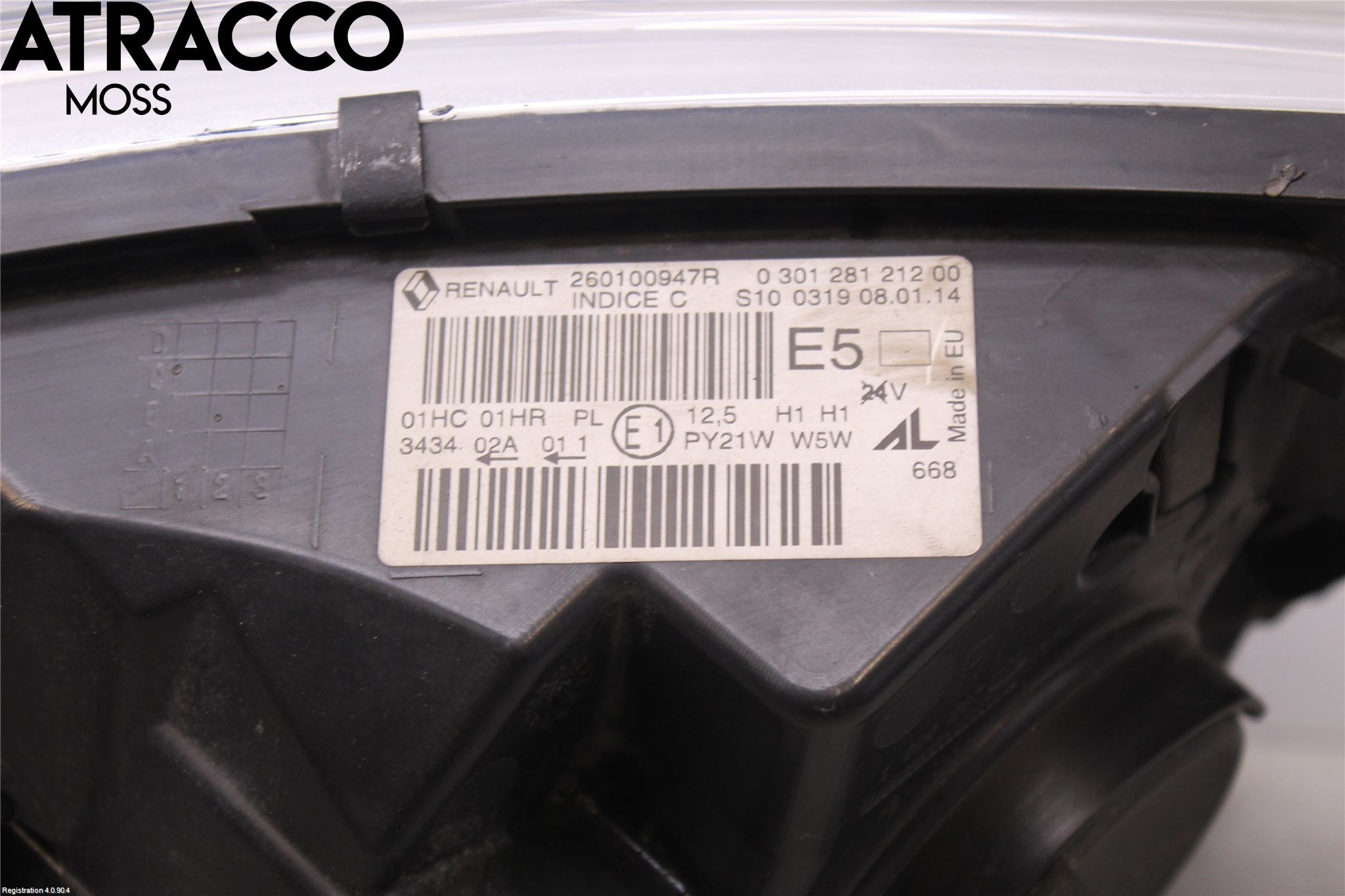 Renault CAPTUR 13-19 Strålkastare Höger