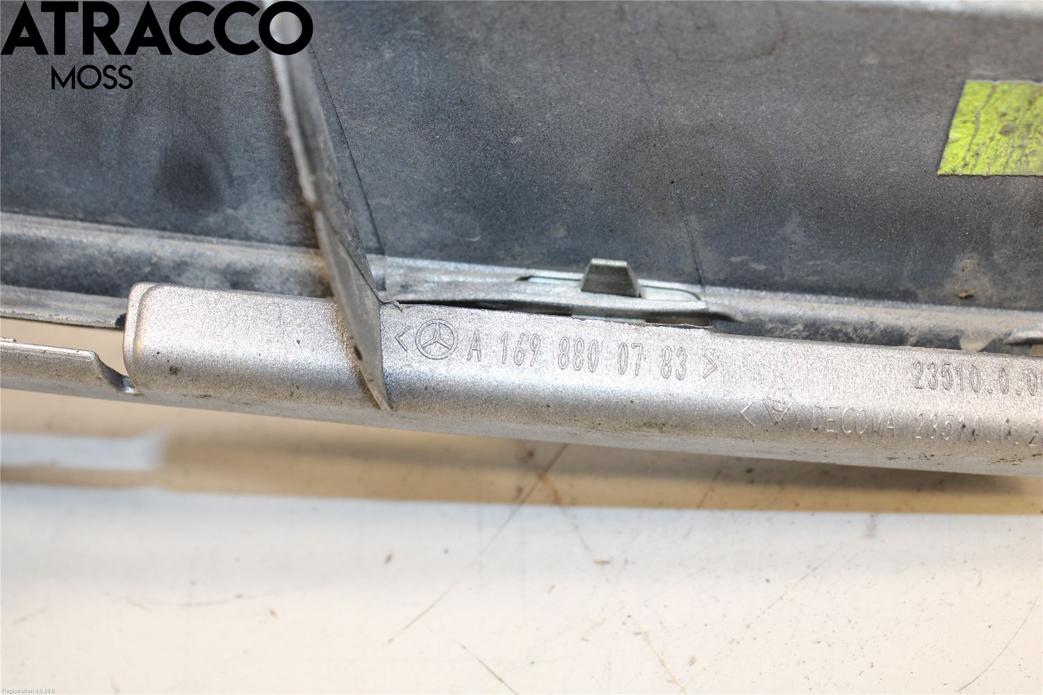 Mercedes-Benz MB B-KLASS (W245) 05-12 Grill Komp