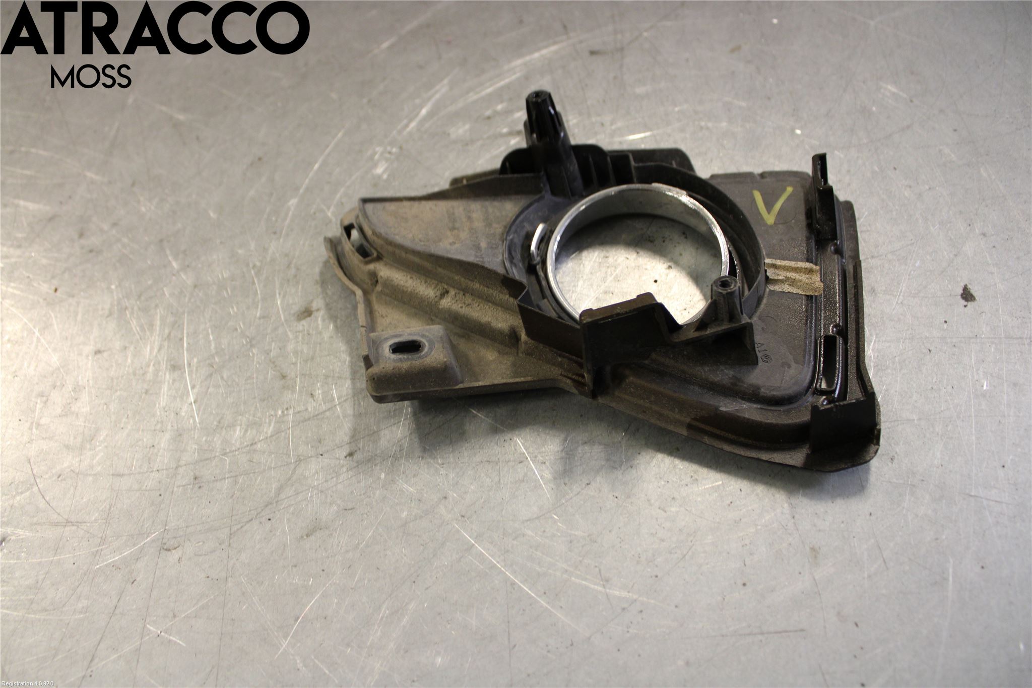 Toyota RAV4 13-18 Dimljussarg Fram