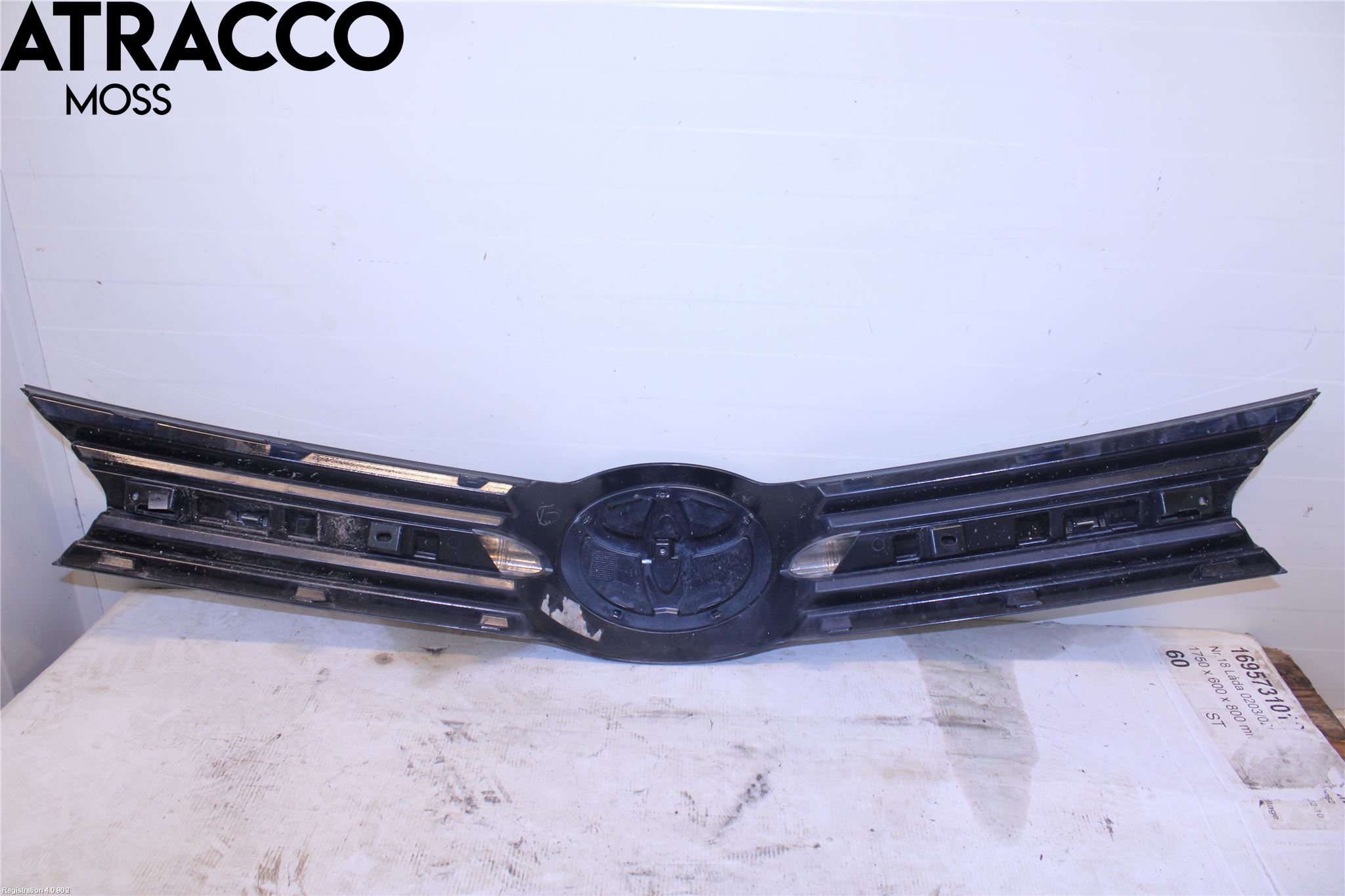 Toyota PROACE II 16- Grilldel Mitt