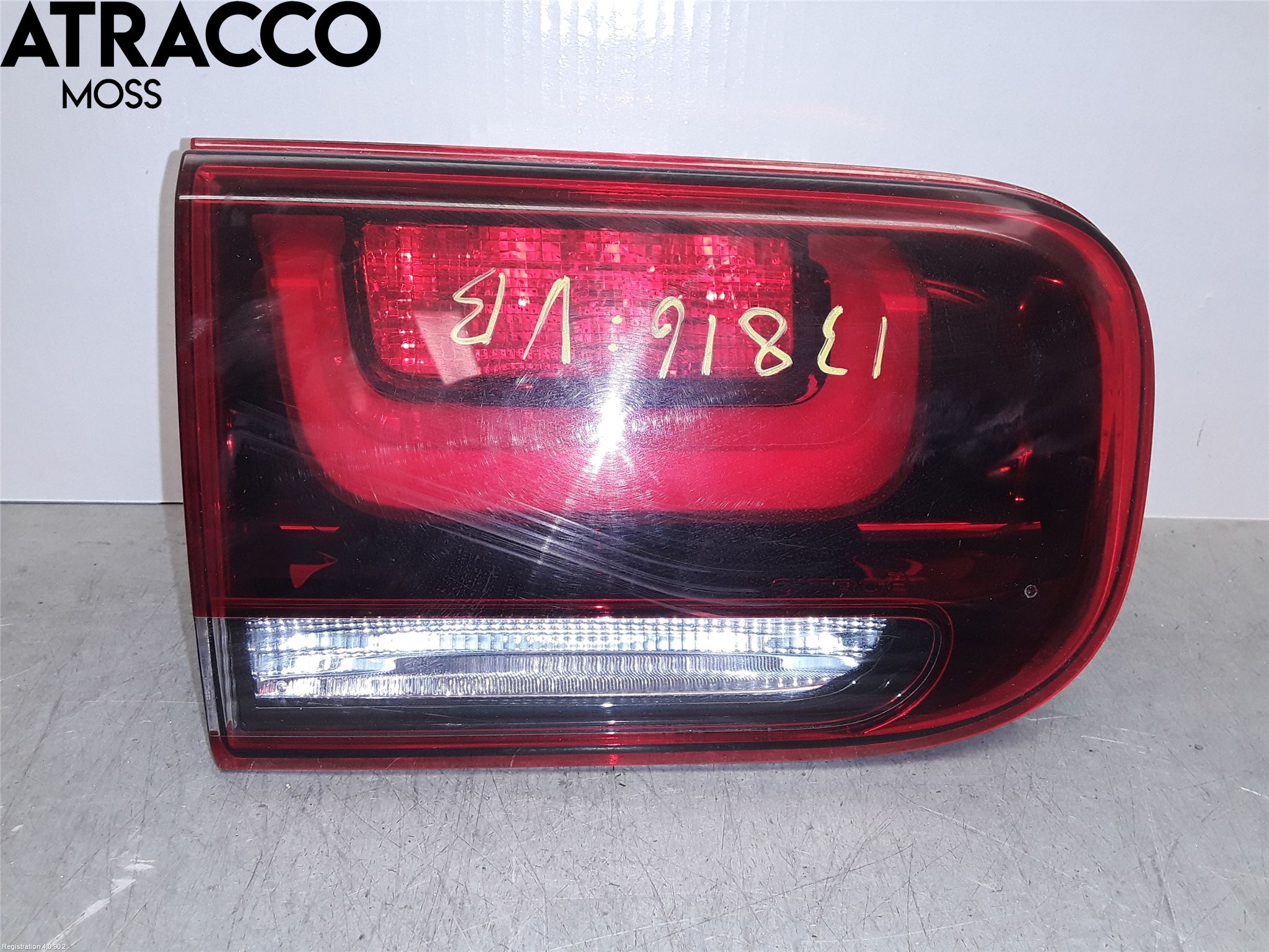Citroen C4 CACTUS 14-20 Bakljus Lucka Vä