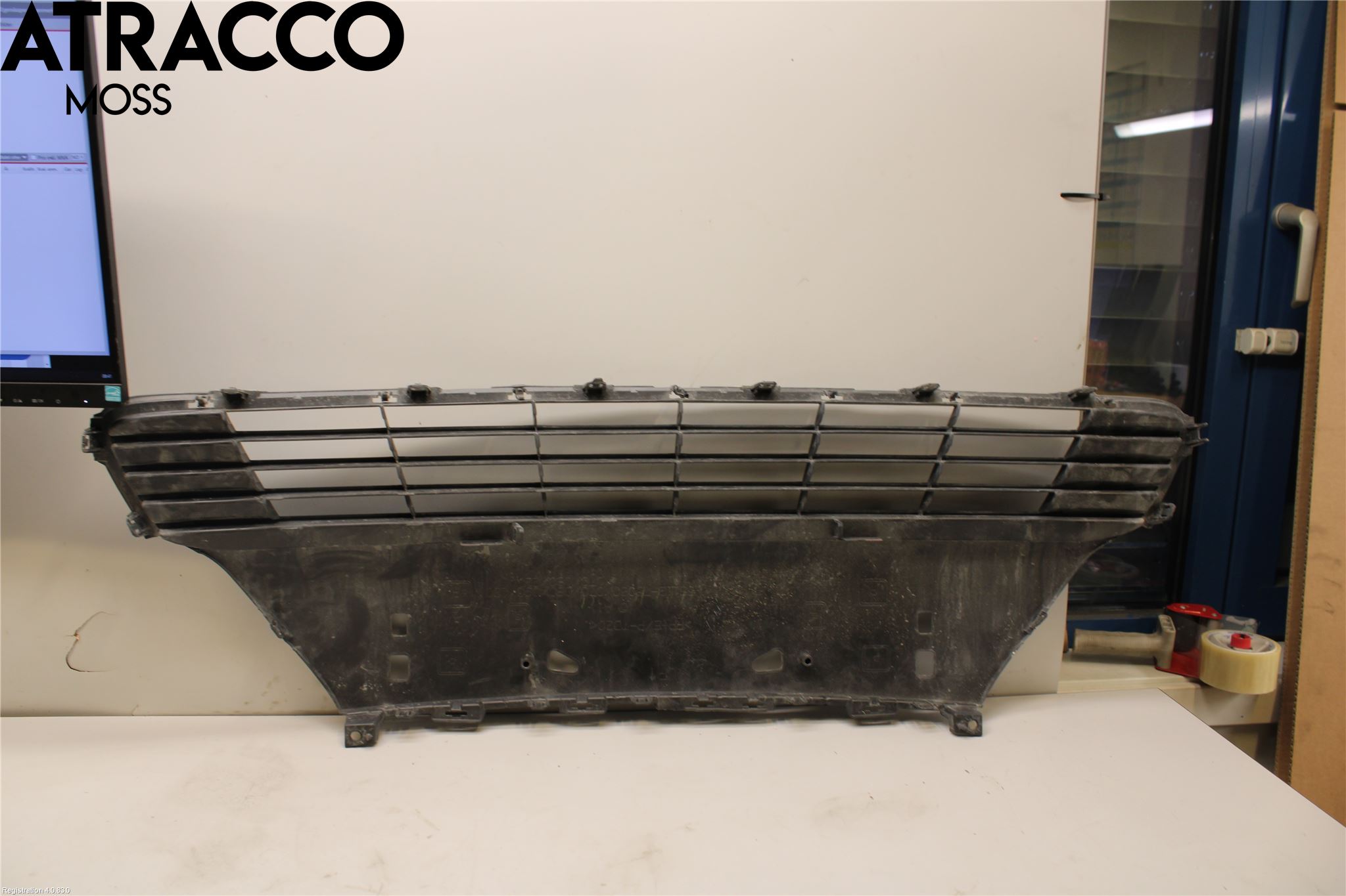 Lexus CT 200h Grilldel Mitt