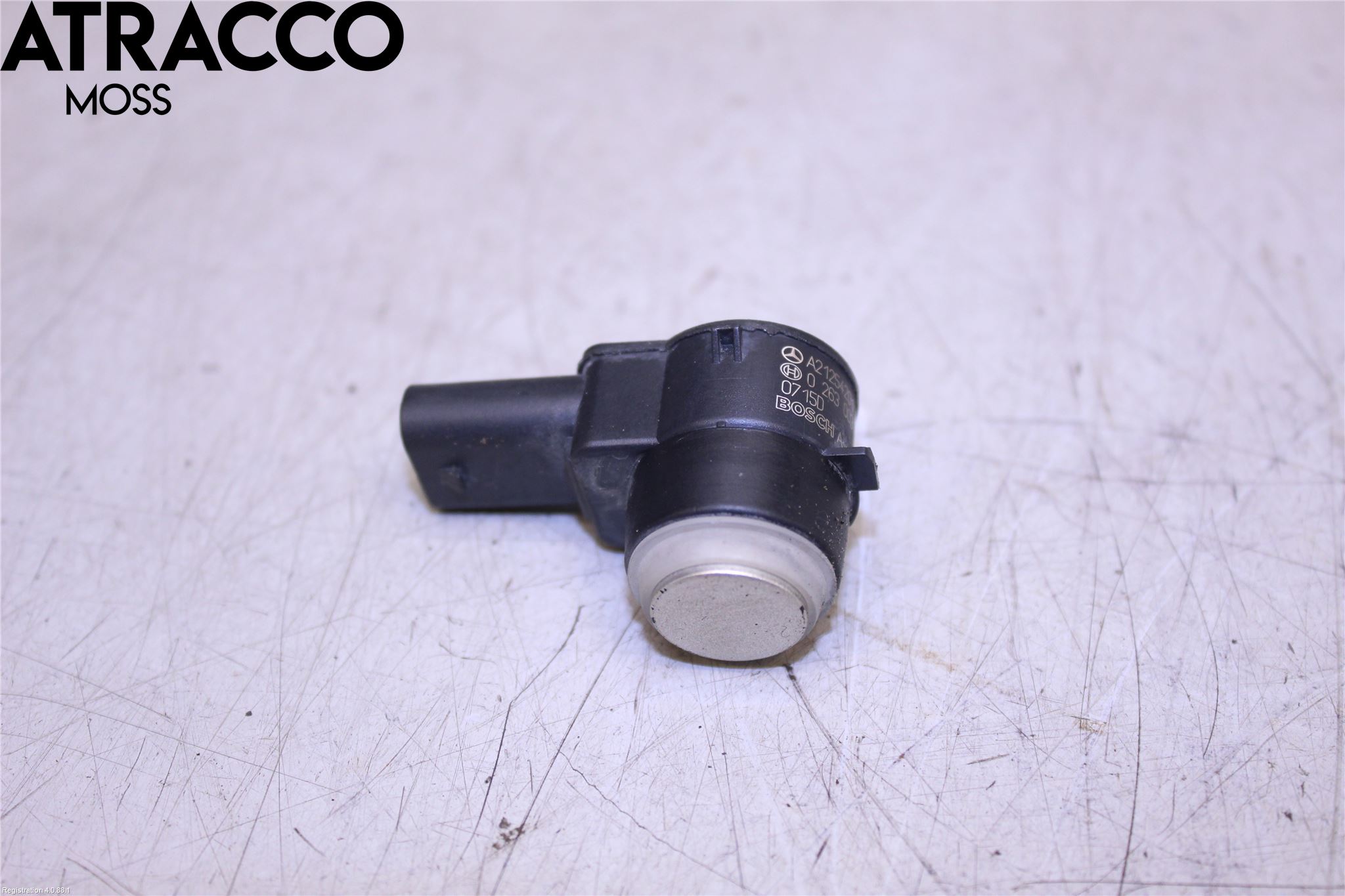 Mercedes-Benz MB E-KLASS (W212) 09-16 Parkeringshjälp Frontsensor