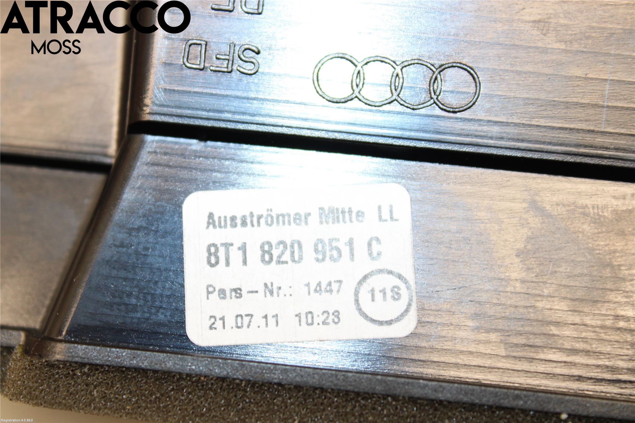 Audi A4/S4 08-11 Defrosterkanal-Munstycke