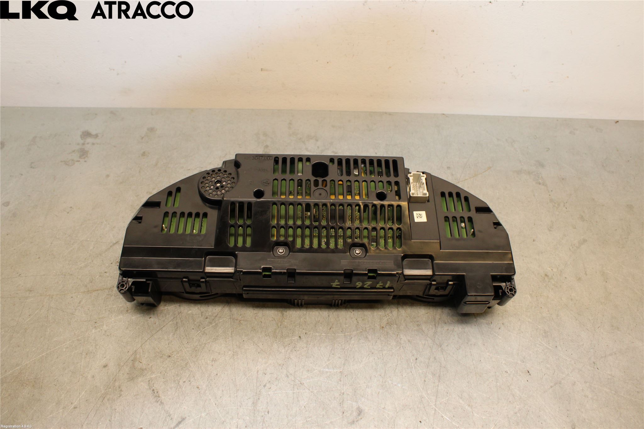 Mercedes-Benz MB E-KLASS (W212) 09-16 Instrument Hast