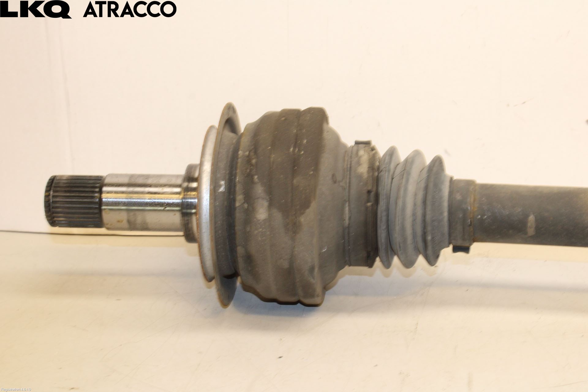 Mercedes-Benz MB C-KLASS (W205) 14-21 Drivaxel Bak Vänster