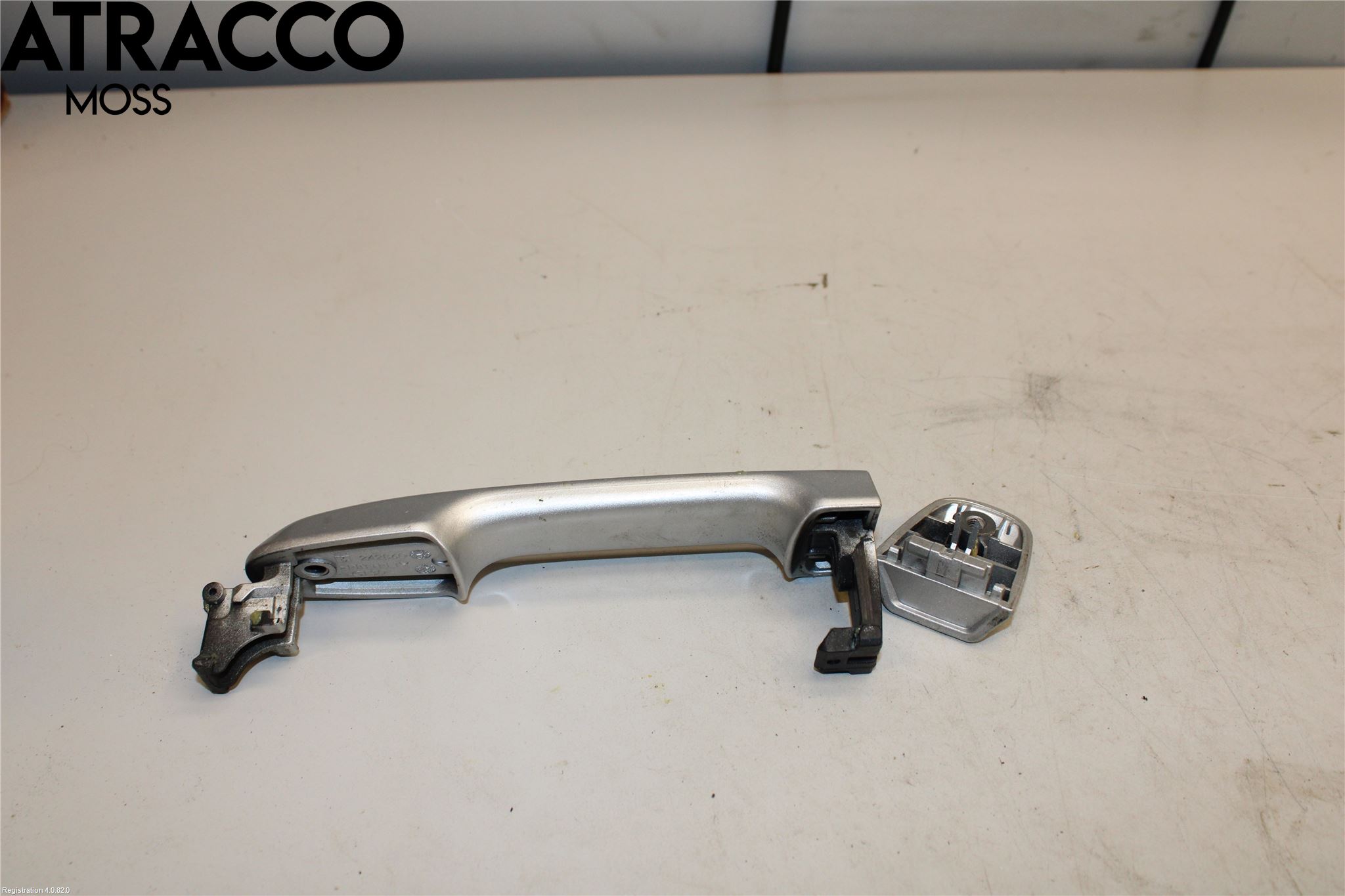 Toyota YARIS XP130 12-14 Dörrhandtag Yttre Hö