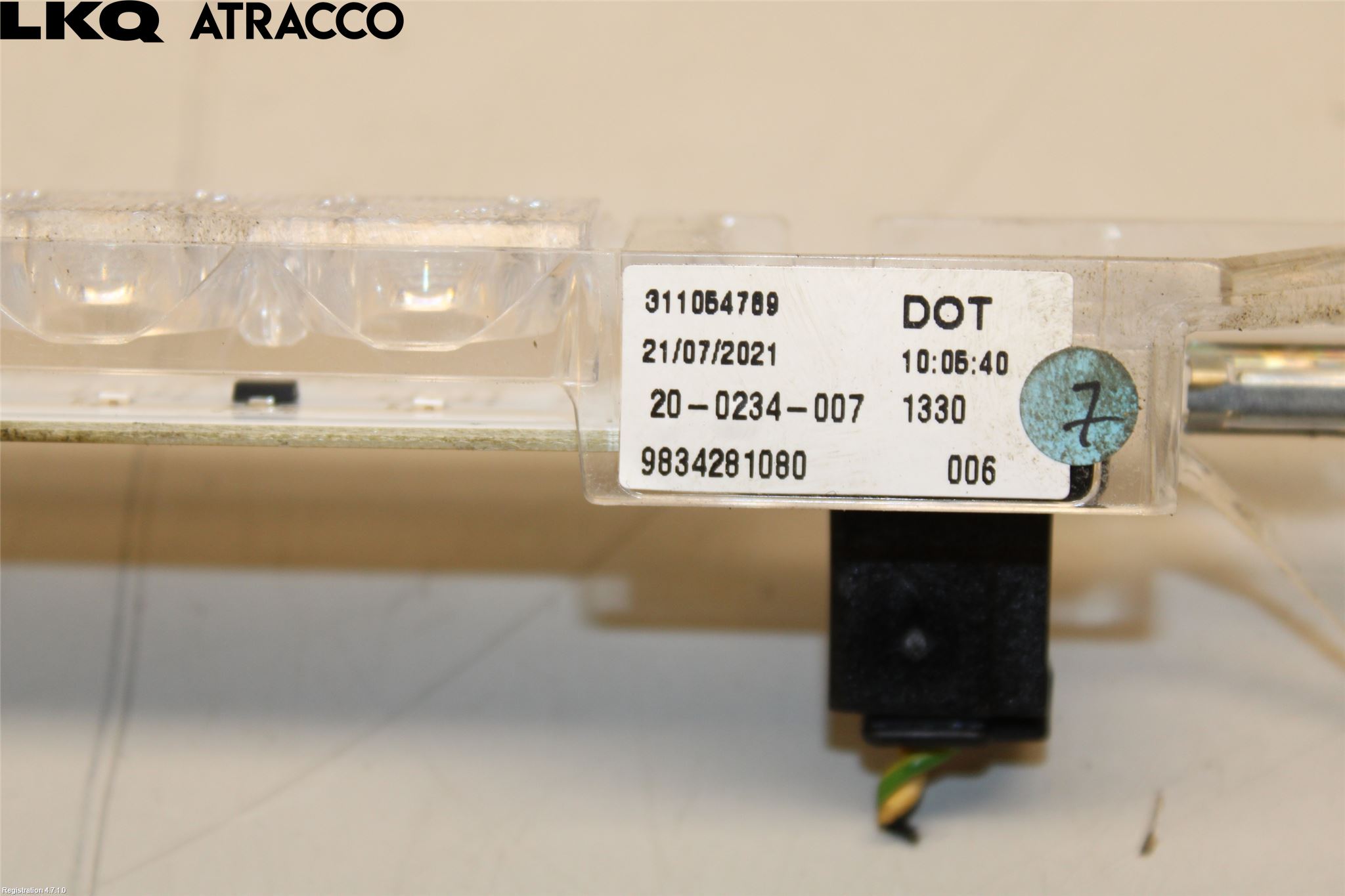 Citroen C4/E-C4 C4X/E-C4X III 21- Bromsljus Bakruta