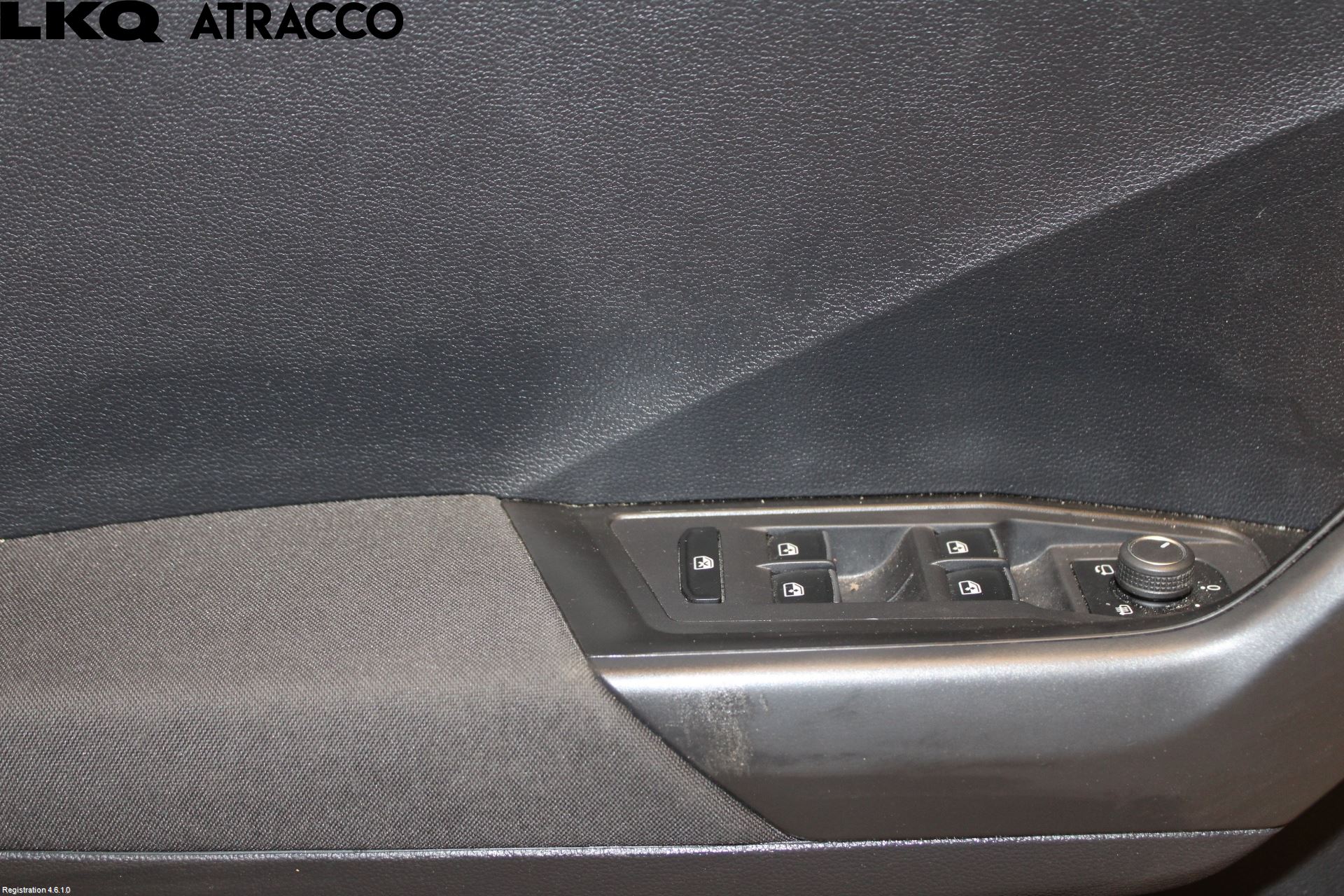 Volkswagen VW T-ROC 18- Dörrklädsel Vä