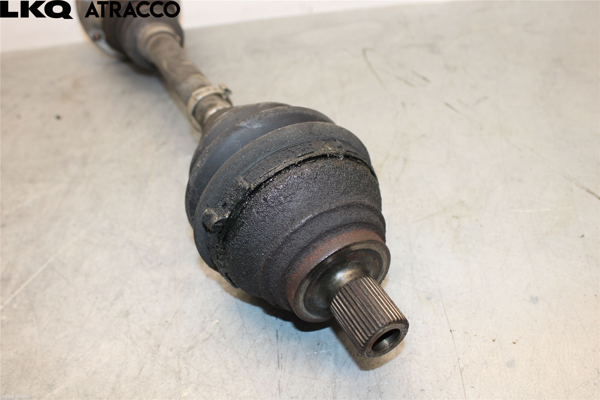 Volkswagen VW GOLF VI 09-13 Drivaxel Fram Vänster