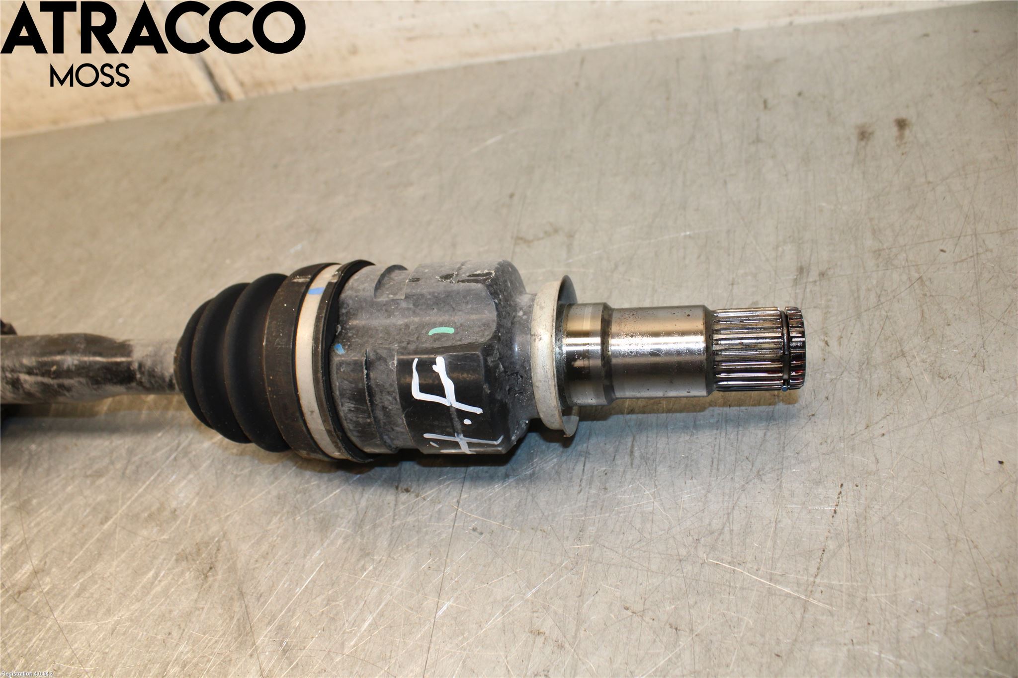 Toyota AURIS 13-19 Drivaxel Fram Höger