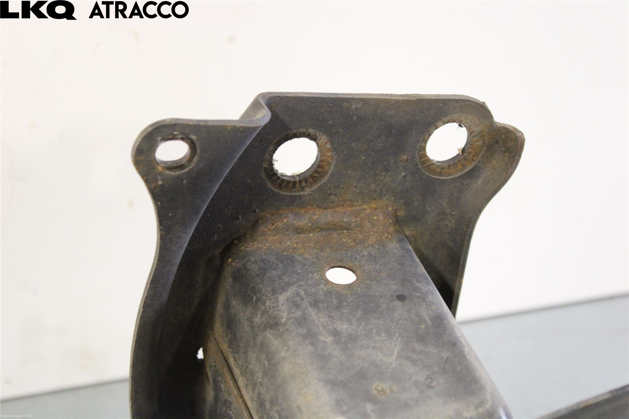 Volkswagen VW GOLF V 04-09 Stötfångarbalk Fram