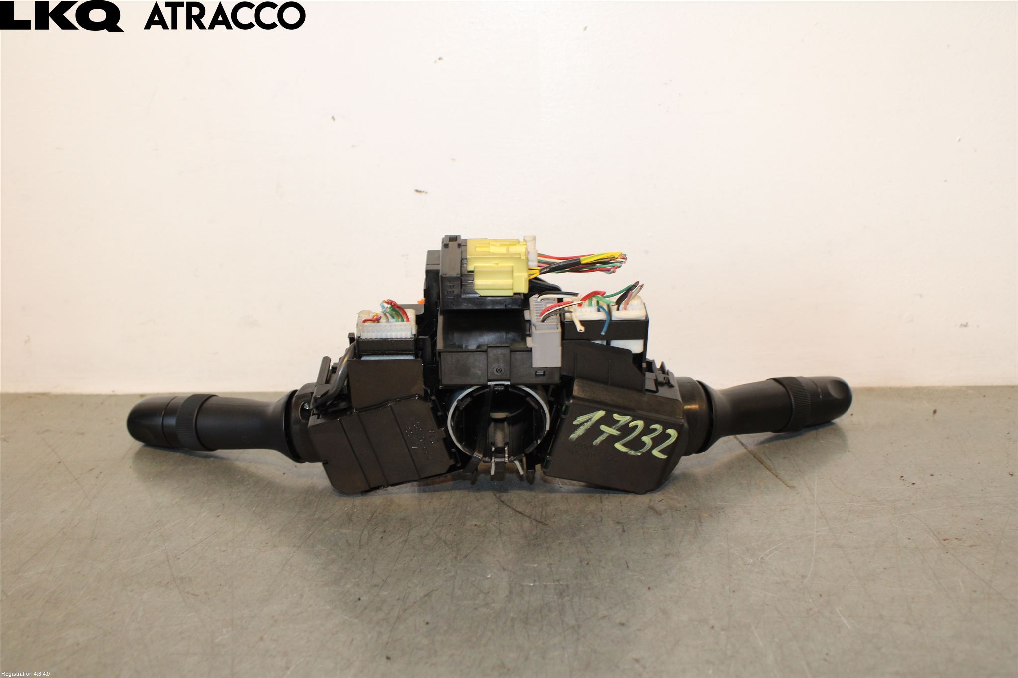Toyota PRIUS NWH20 04-08 Spakcentral