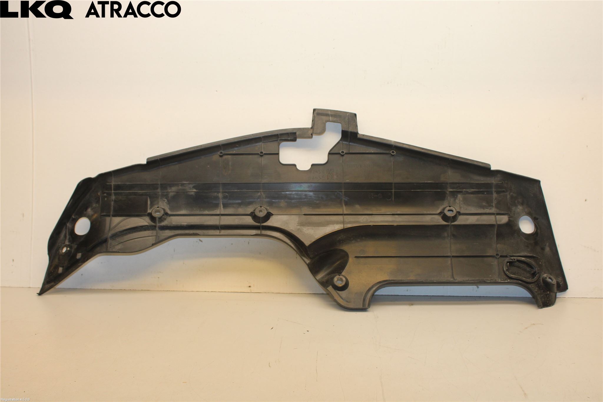 Toyota PRIUS NWH20 04-08 Täckplast Front