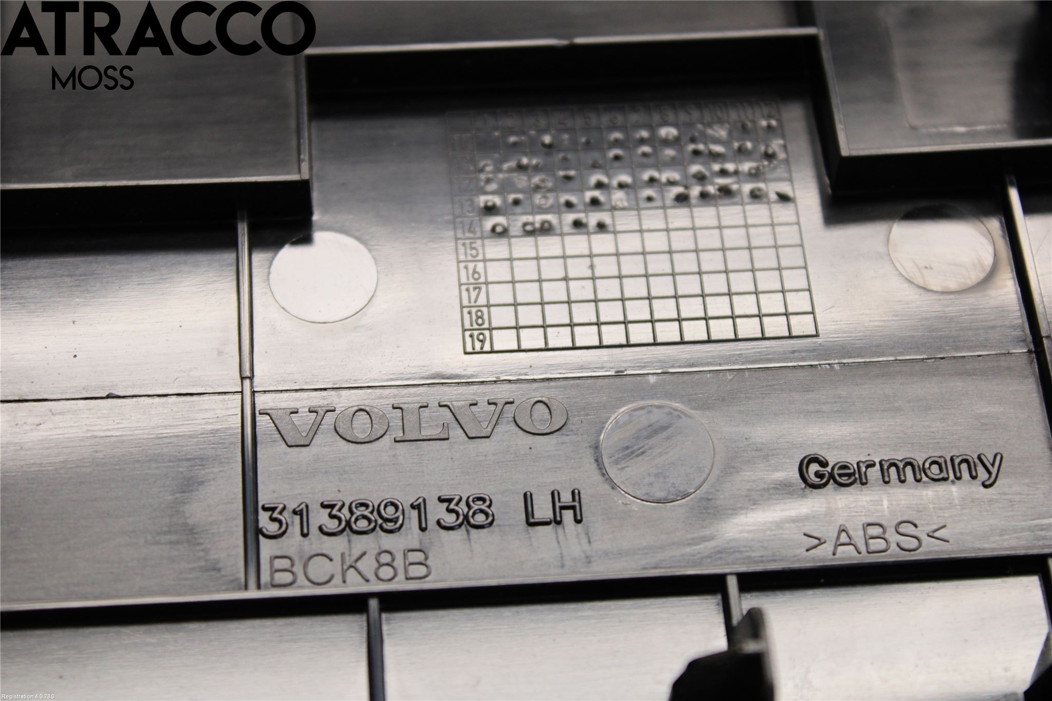 Volvo V60 11-13 Instrumentbräda Inlägg-Dekorlist