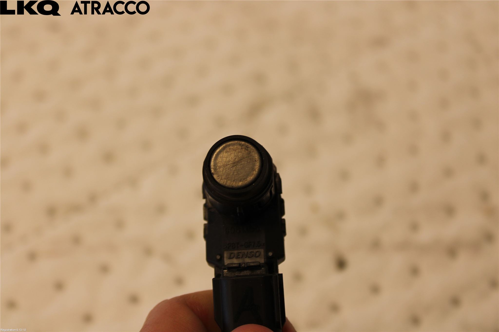 Toyota RAV4 19- Parkeringshjälp Backsensor